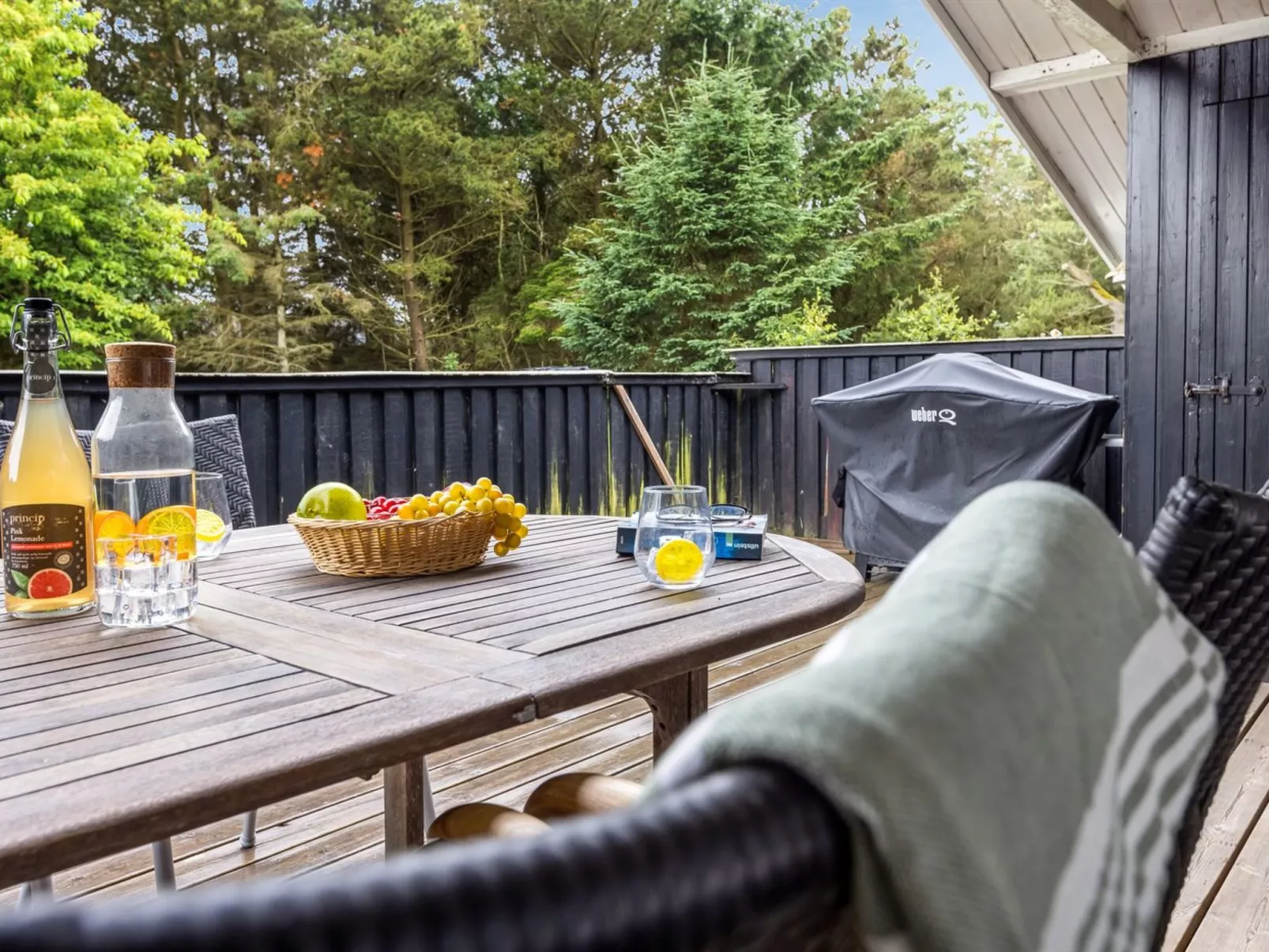 "Thrineke" - 600m from the sea-Outside