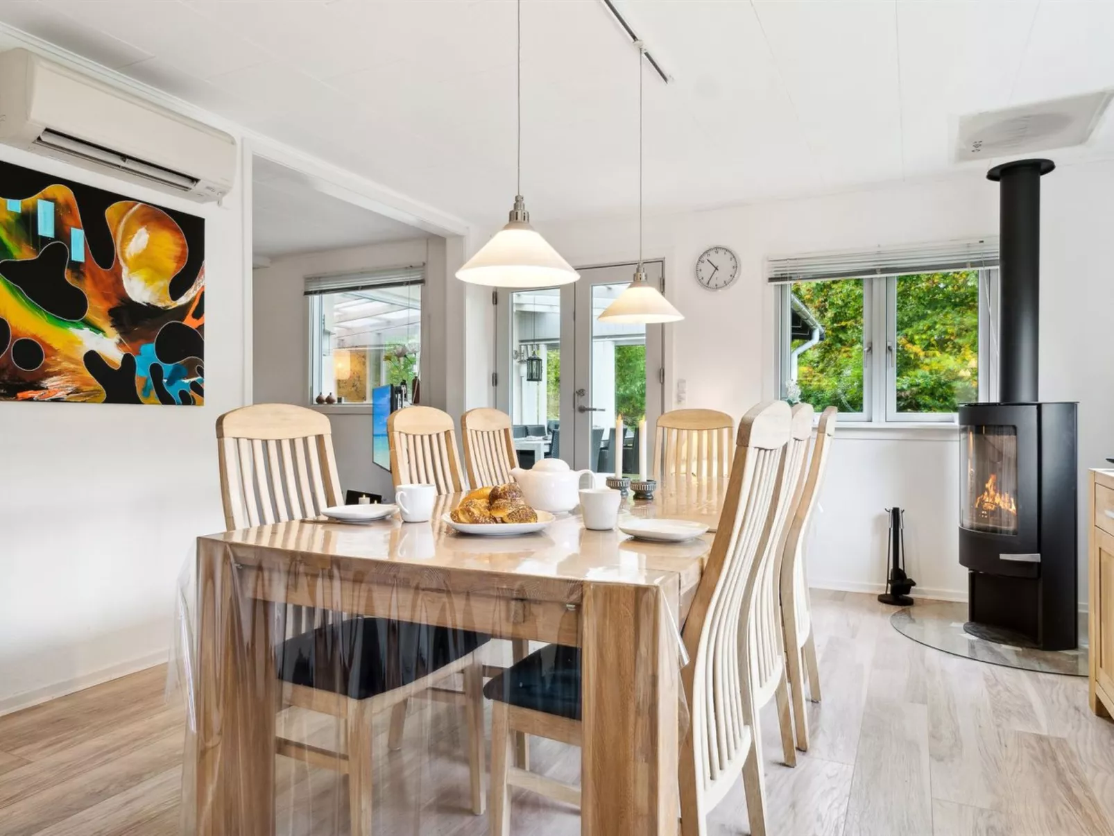 "Kirsi" - 200m from the sea-Inside