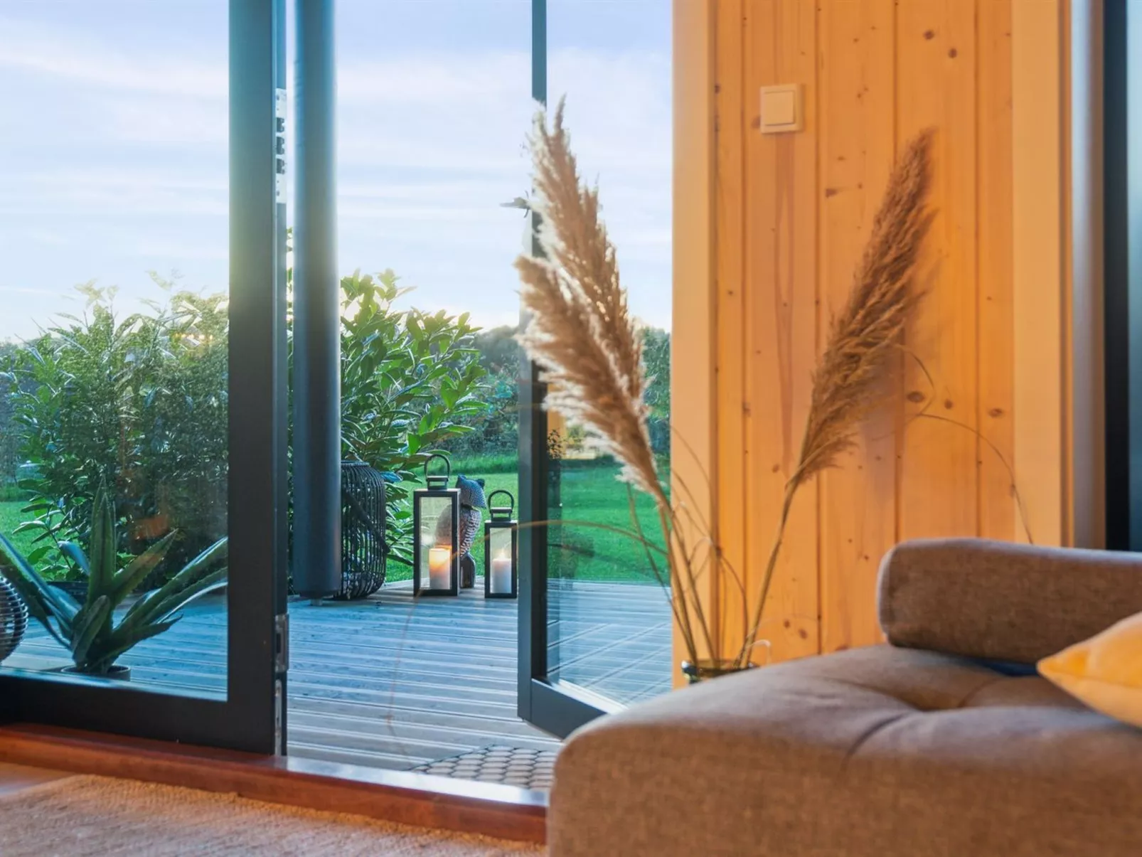 "Brothir" - 500m from the sea-Inside