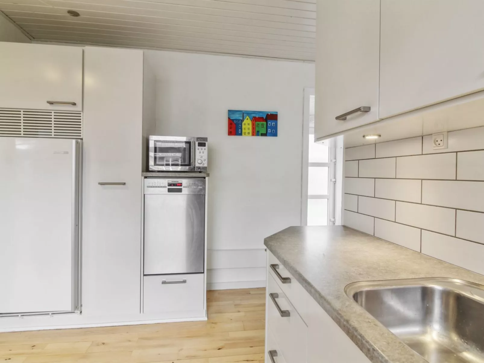 "Erle" - 1.5km from the sea-Inside