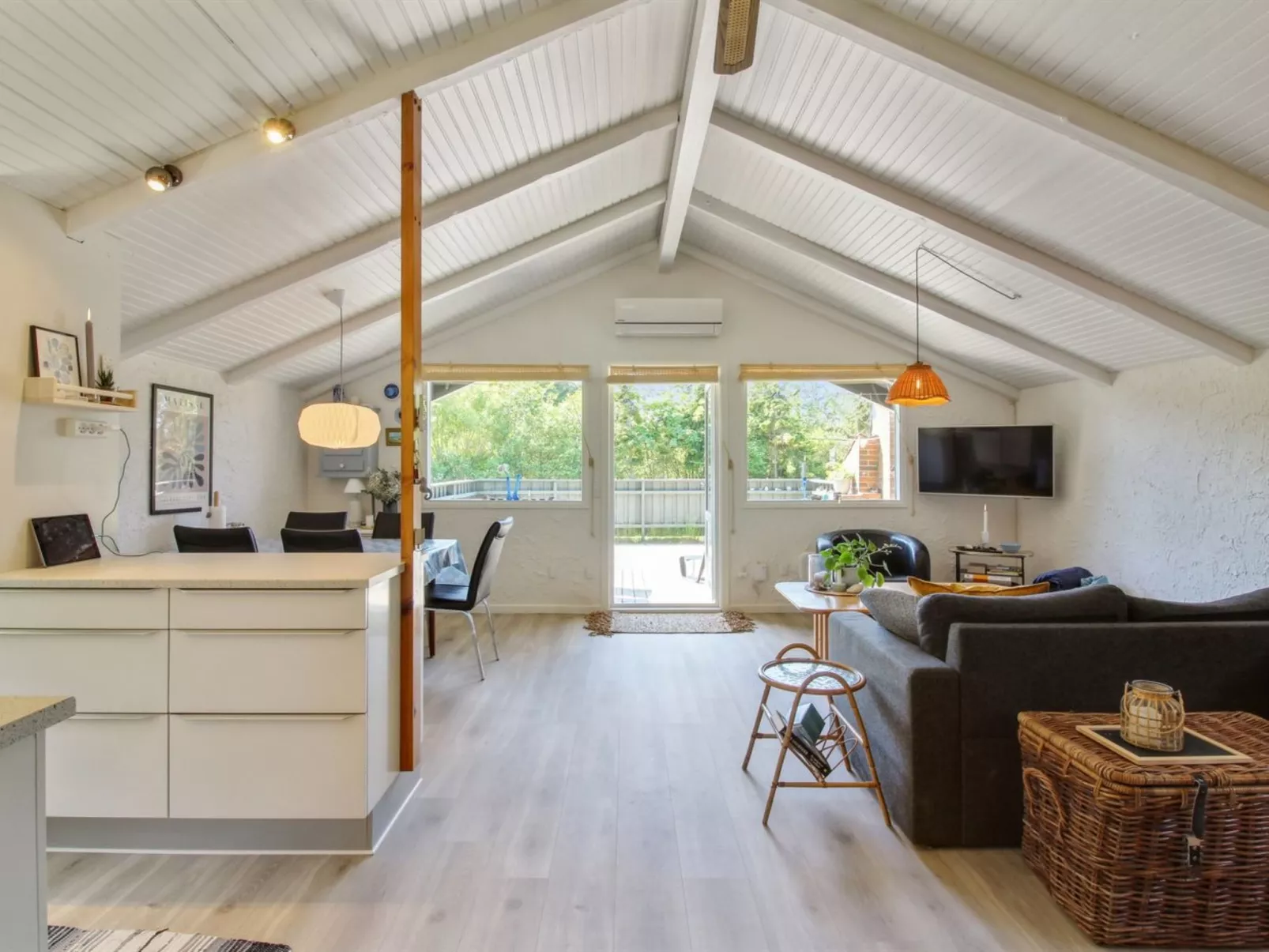 "Weland" - 800m from the sea-Dedans