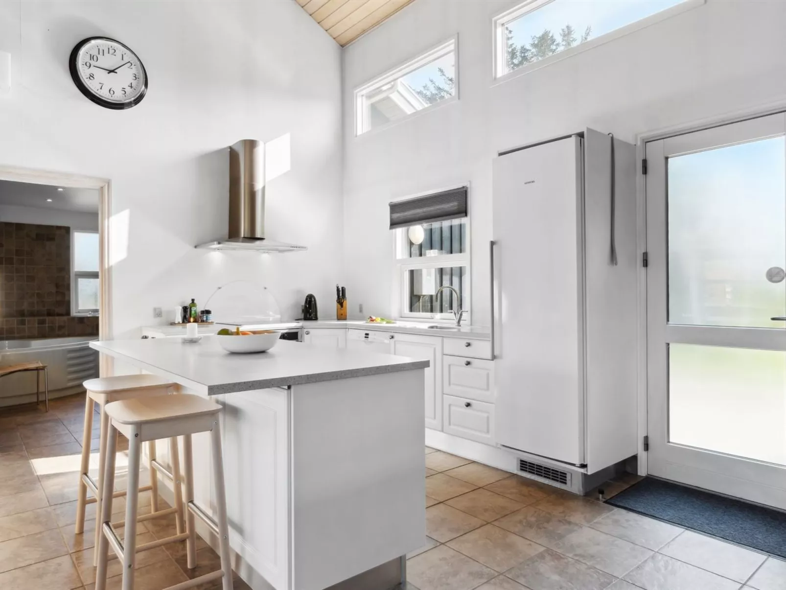 "Elmo" - 800m from the sea-Dedans