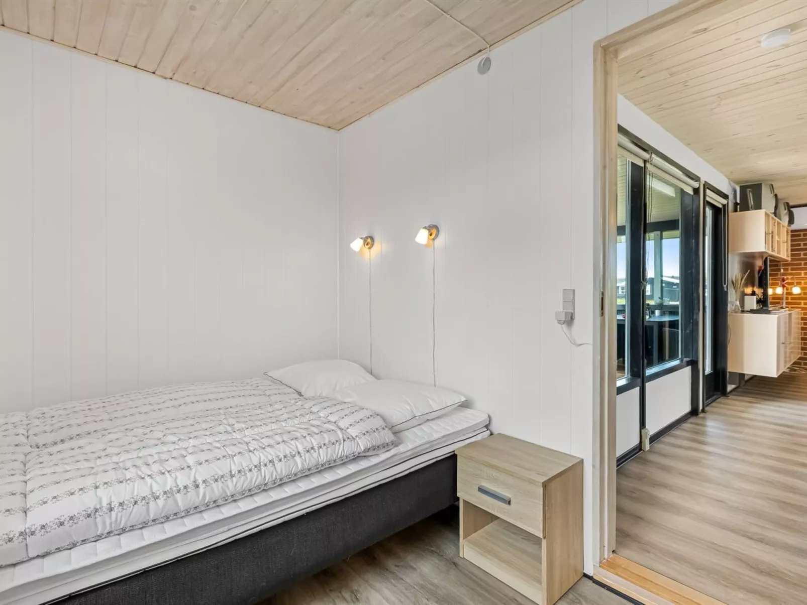 "Signhild" -  from the sea-Inside