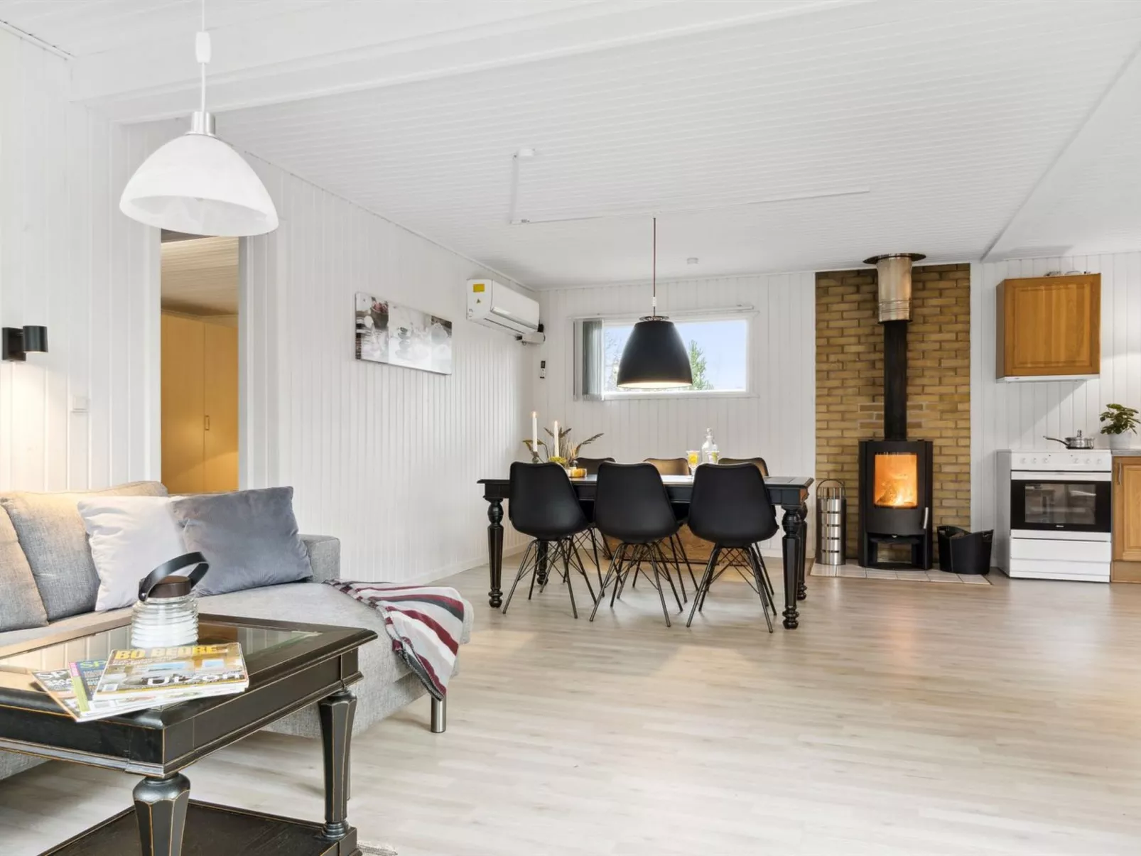 "Suvi" - 700m from the sea-Dedans