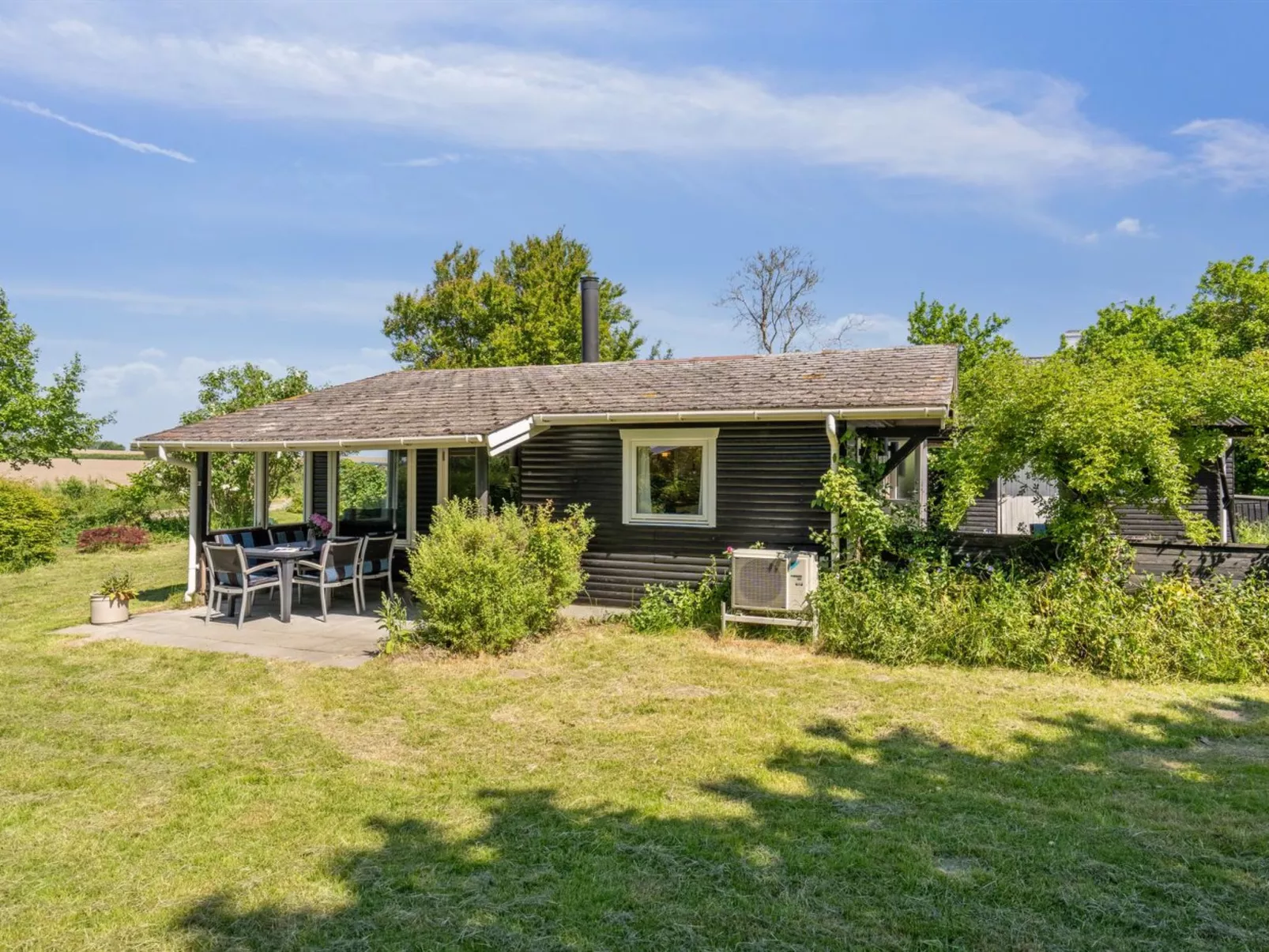 "Benthe" - 200m from the sea-Draußen