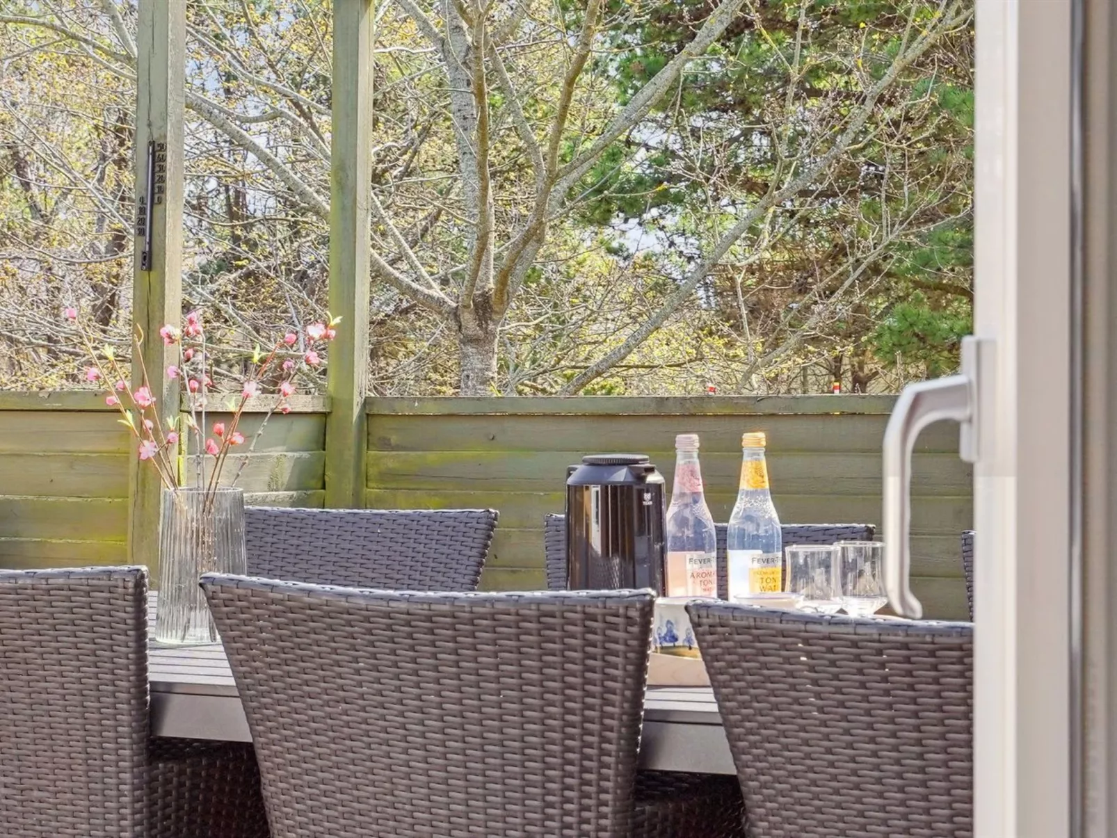 "Marjon" - 450m from the sea-Draußen