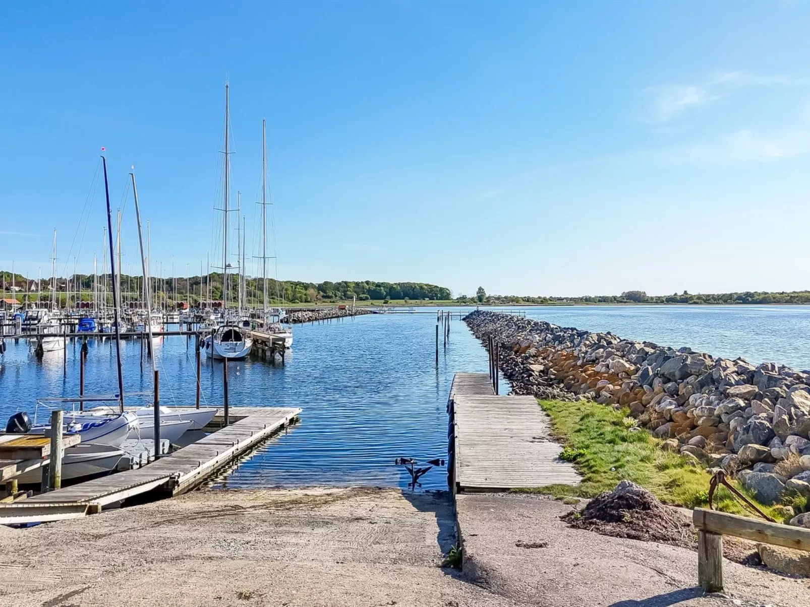 "Adils" - 5m from the sea-Draußen