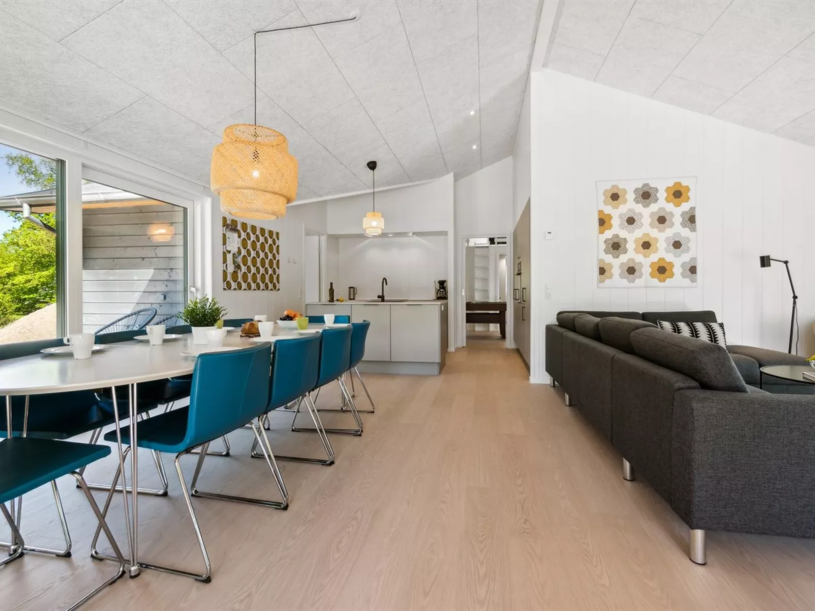 "Nicolas" - 500m from the sea-Dedans