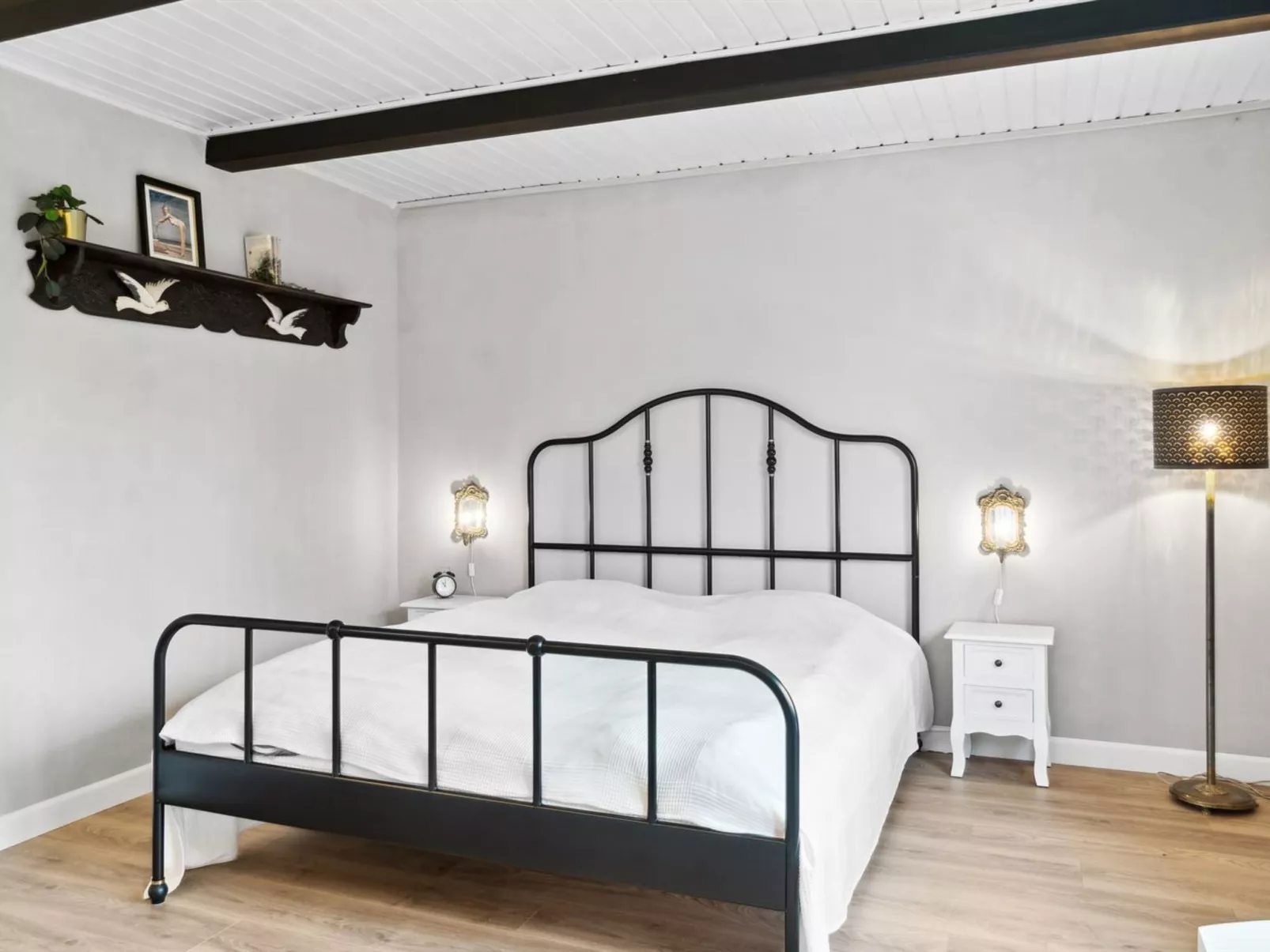 "Hughlek" - 1.5km from the sea-Inside