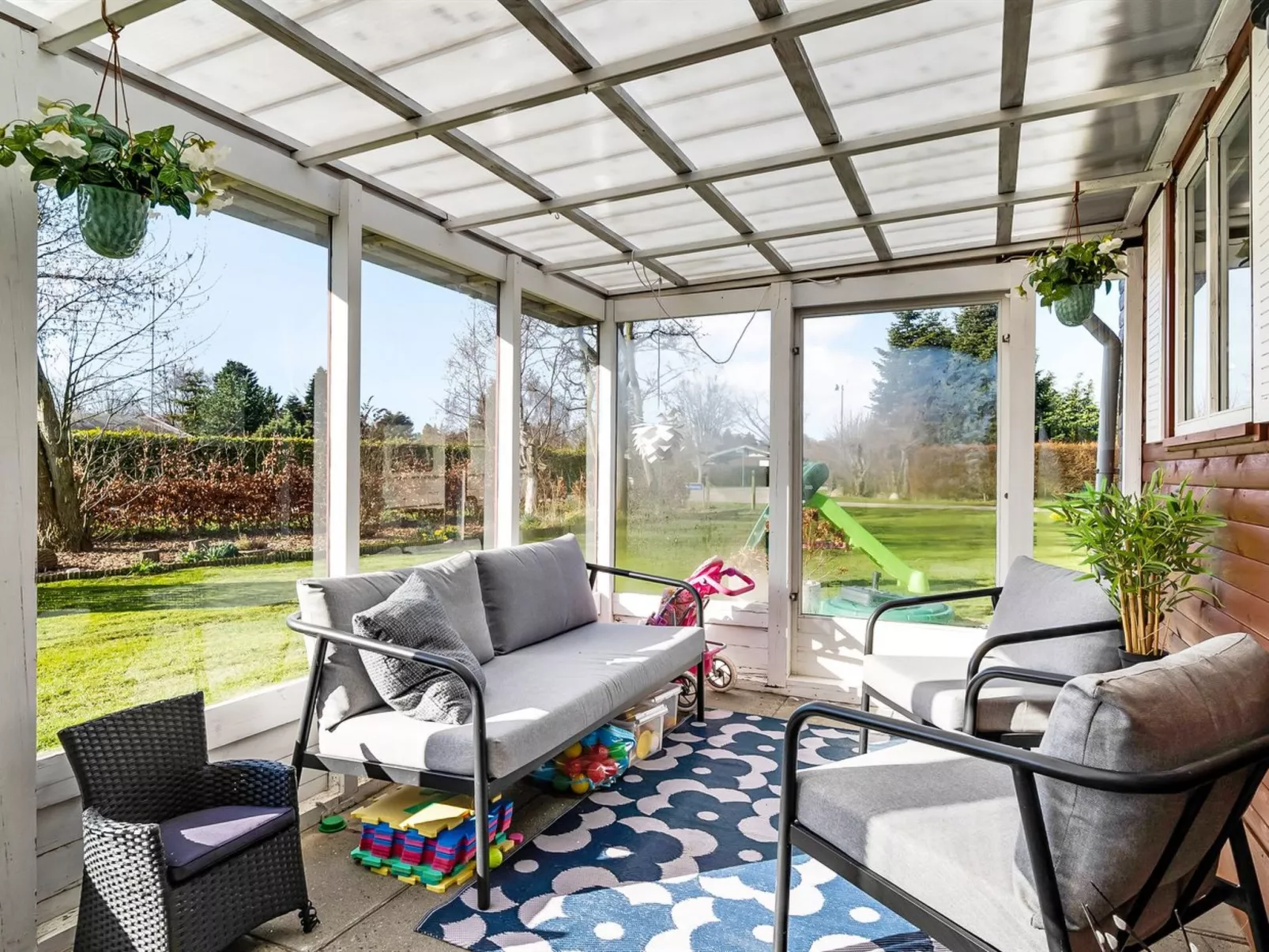 "Holte" - 750m from the sea-Drinnen