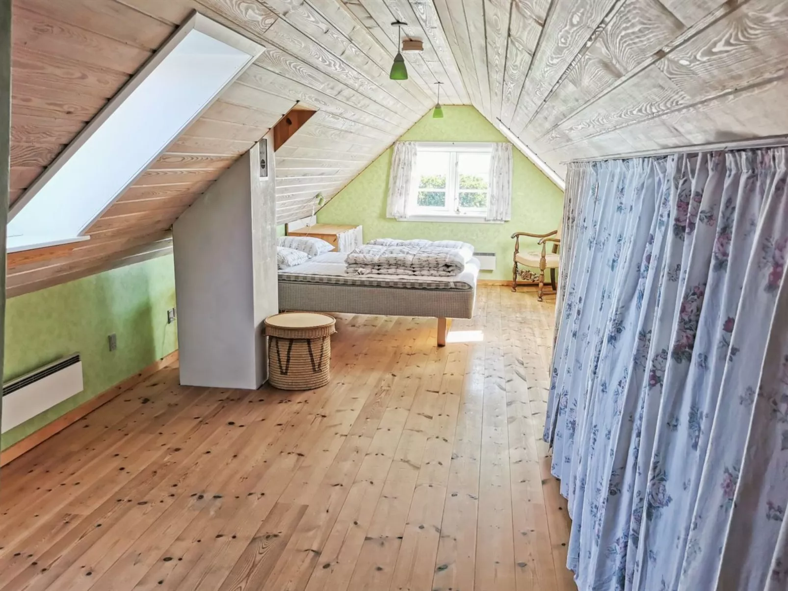 "Elvira" - 300m from the sea-Inside