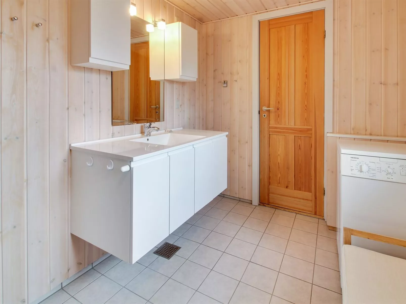 "Sonia" - 3km from the sea-Inside