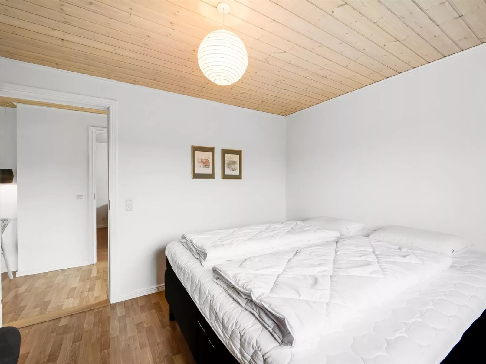 "Ensio" - 300m to the fjord-Inside