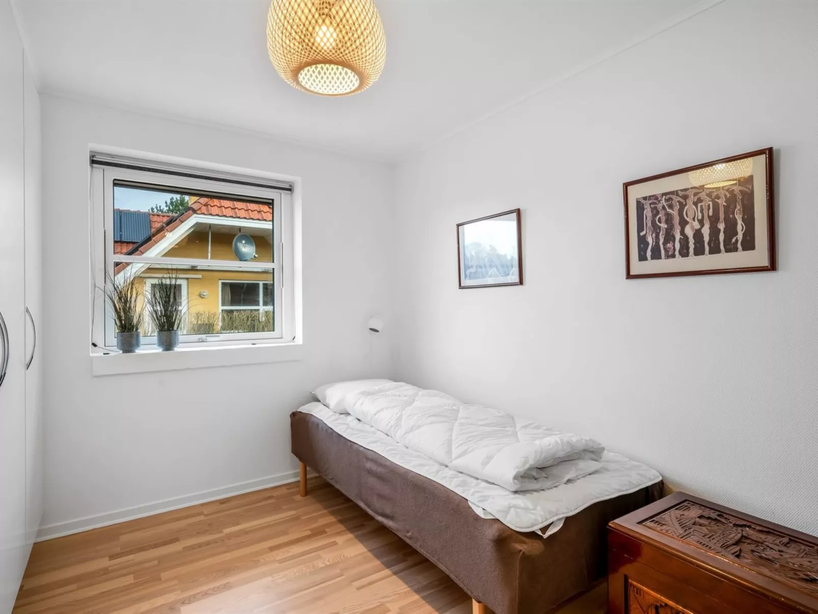 "Elsi" - 1.3km from the sea-Inside