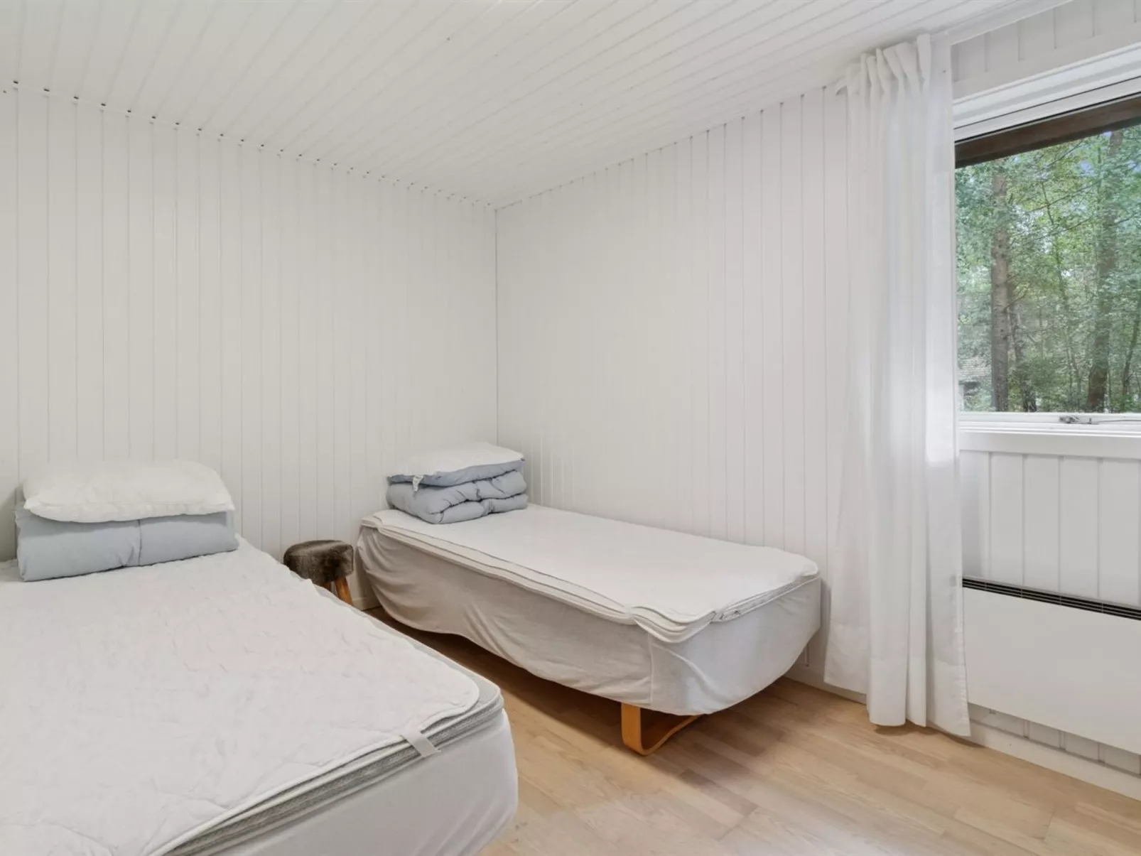 "Clementine" - 1.2km from the sea-Inside