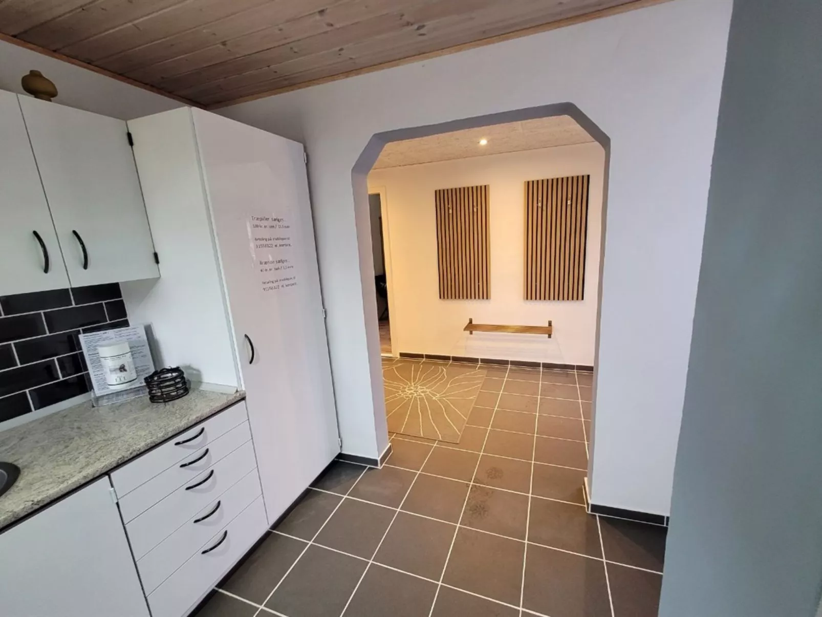 "Elara" - 300m from the sea-Inside