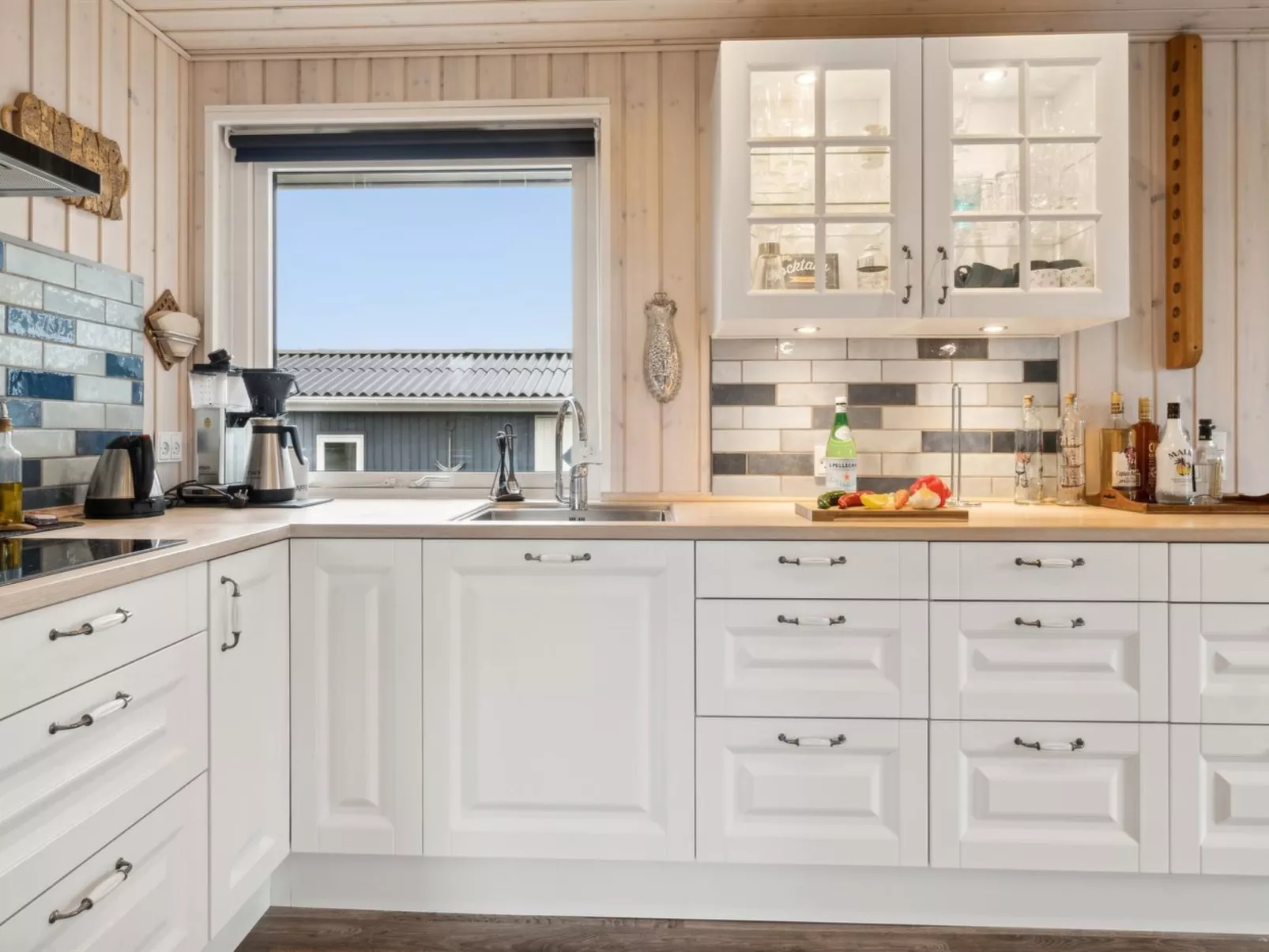 "Gyrid" - 150m from the sea-Inside