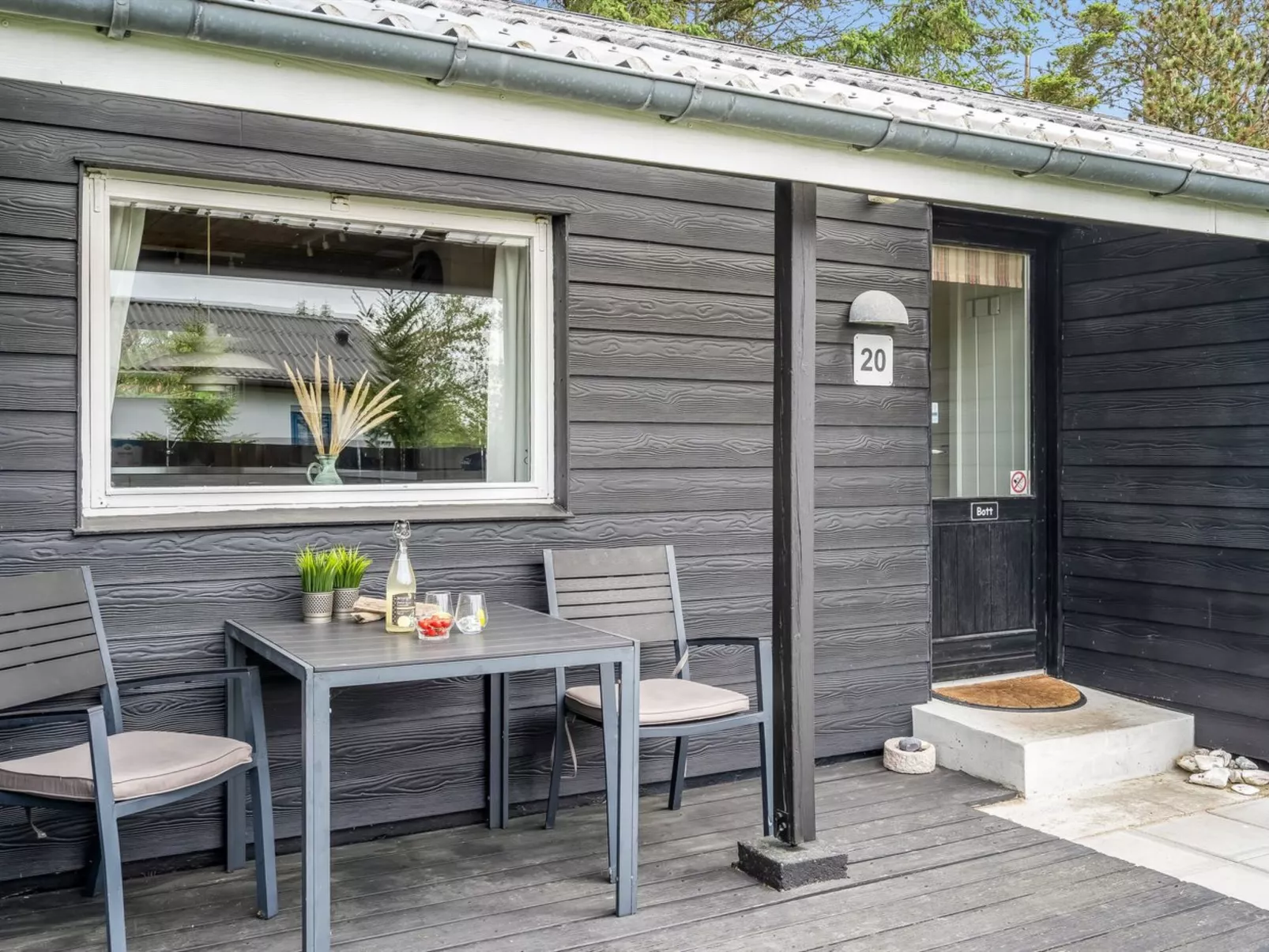 "Jukka" - 2km from the sea-Outside