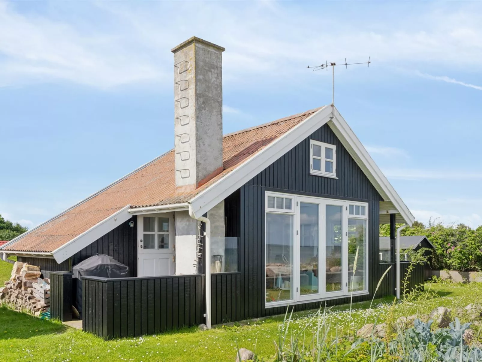 "Ofrath" - 5m from the sea-Outside