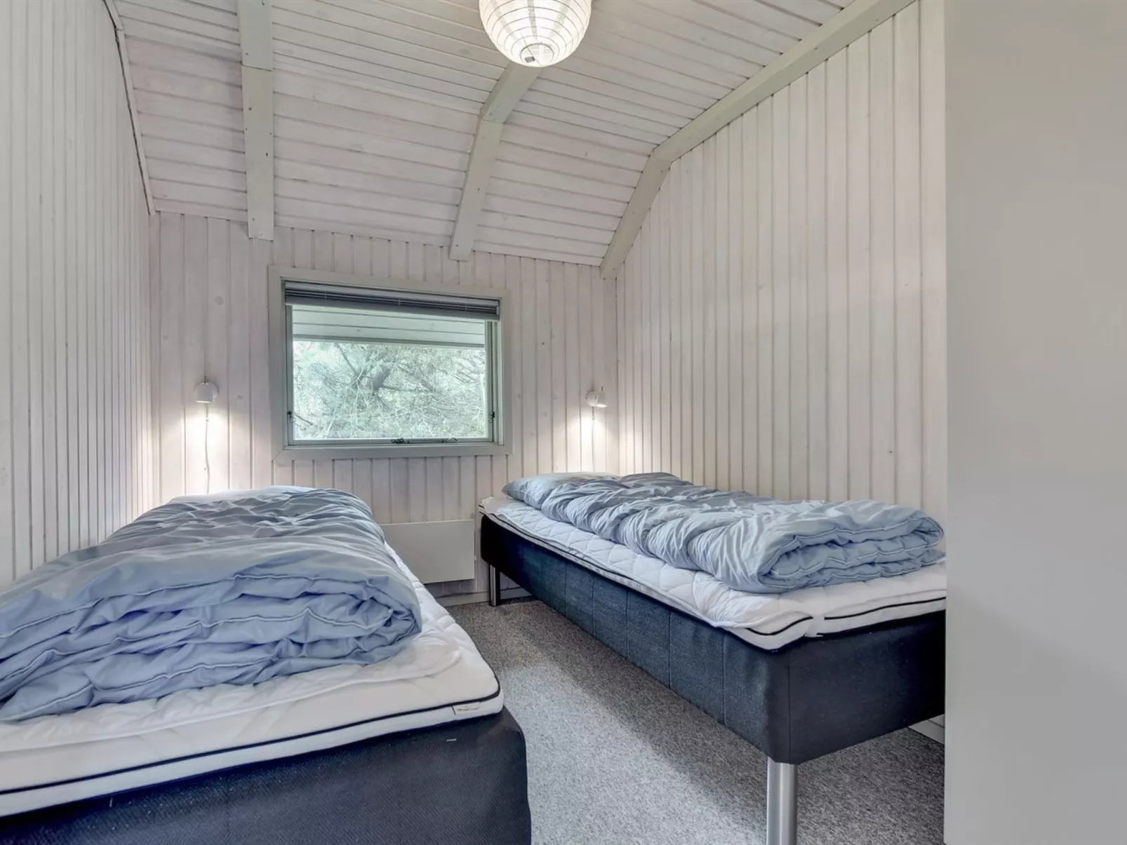 "Emmi" - 2.5km from the sea-Inside