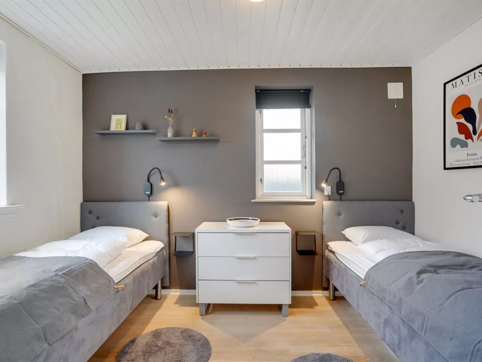 "Svenn" - 400m from the sea-Inside