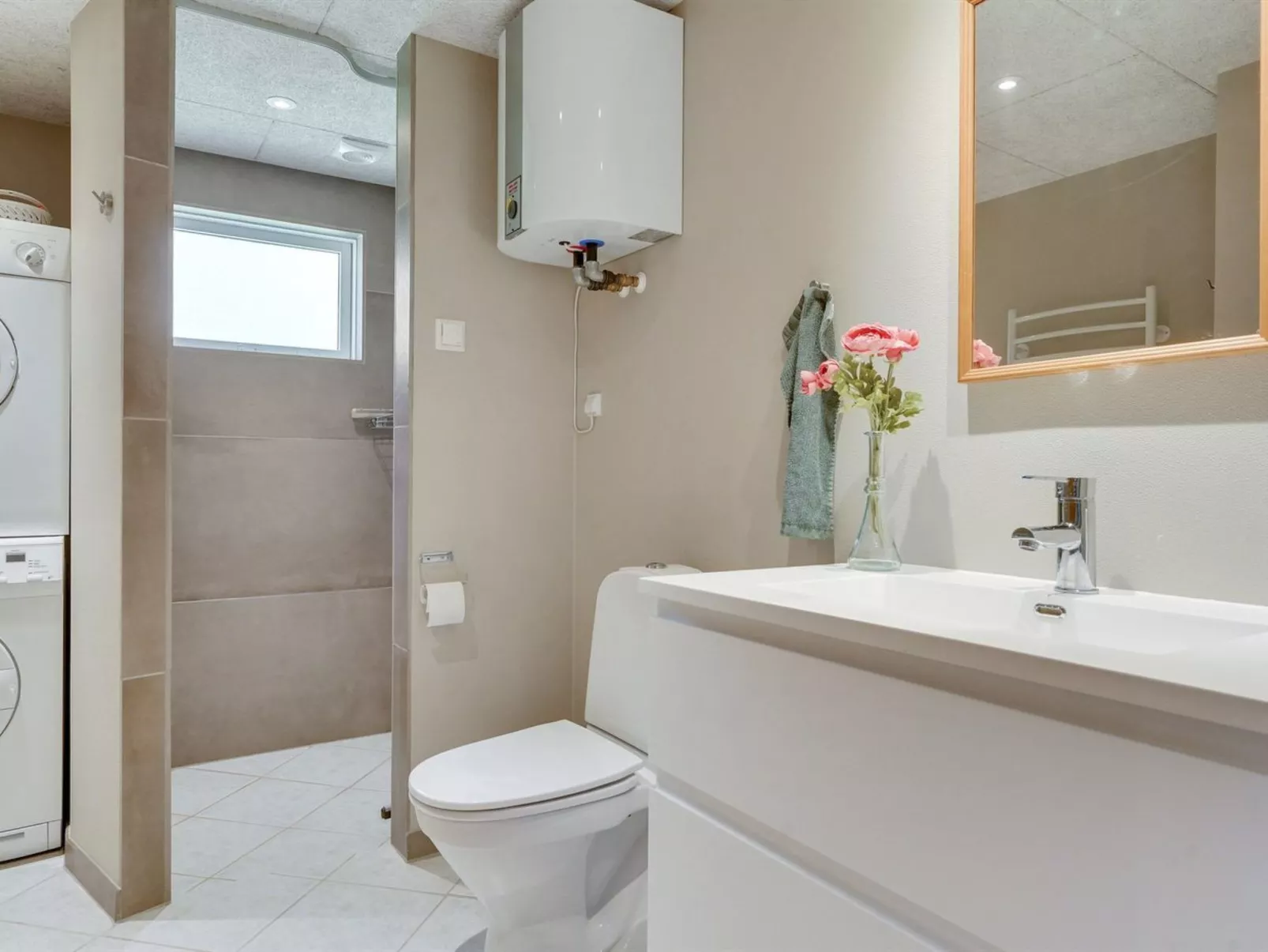 "Niels" - 1.5km from the sea-Drinnen