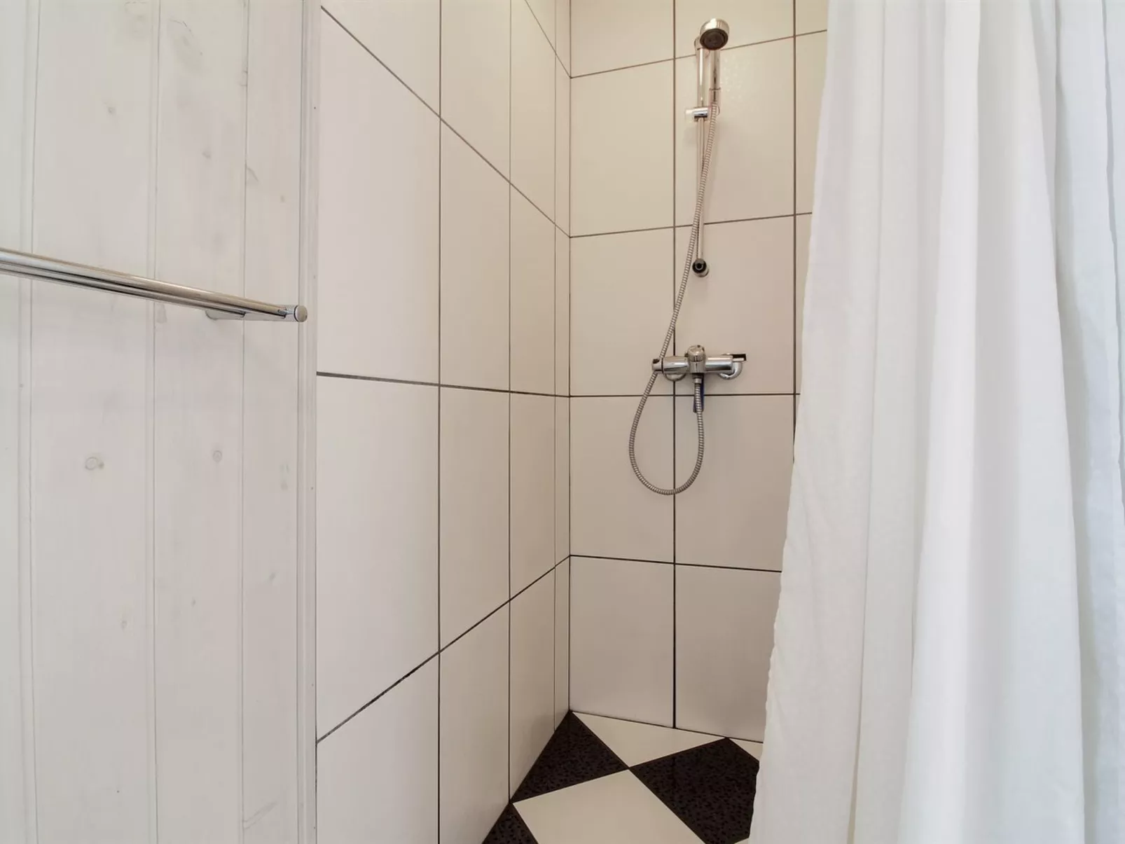 "Hillmari" - 200m from the sea-Inside