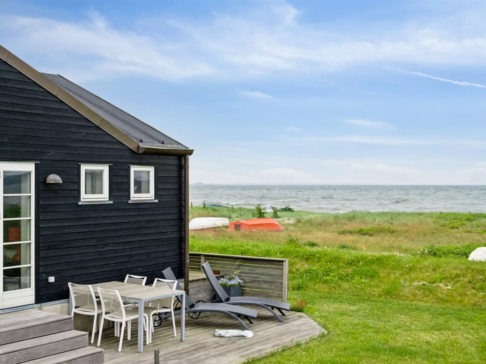 "Dory" - 30m from the sea-Outside