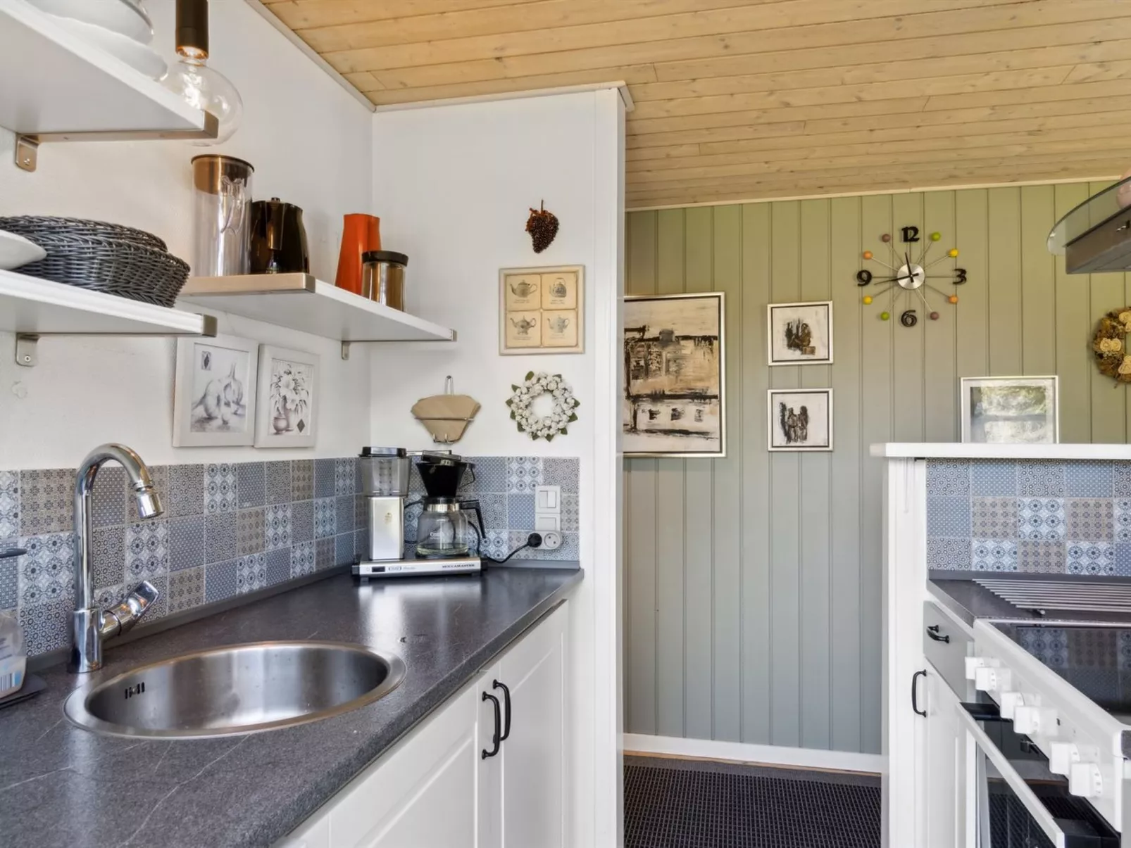 "Ønd" - 600m from the sea-Inside