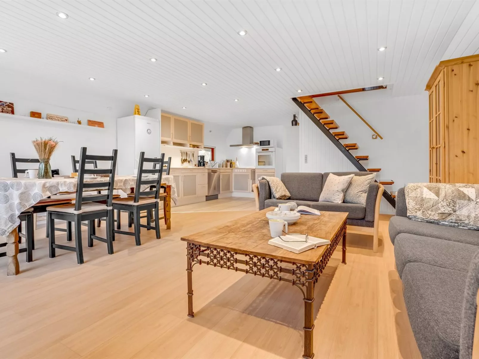 "Fredger" - 450m from the sea-Dedans