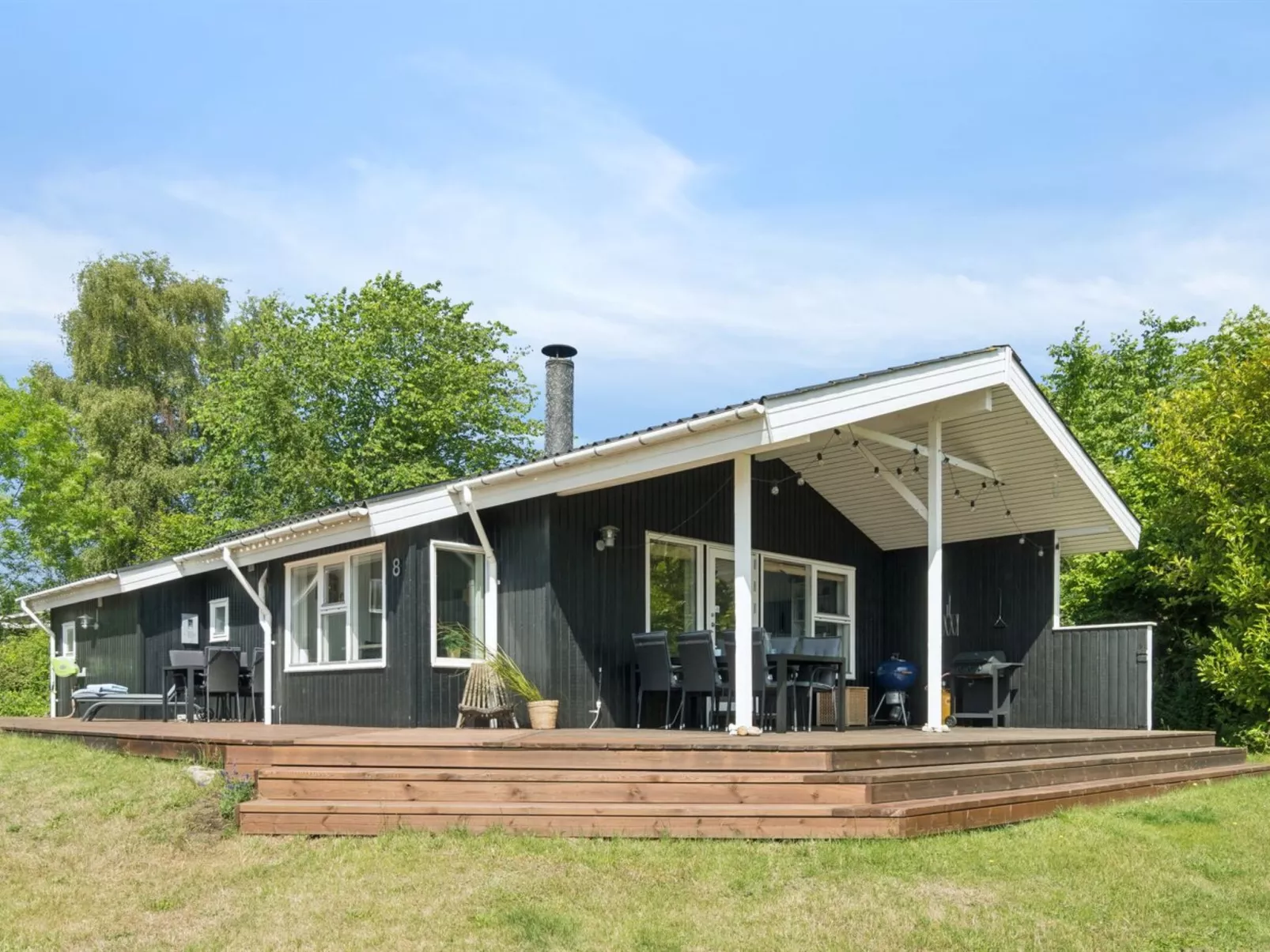 "Sheemen" - 900m from the sea-Outside