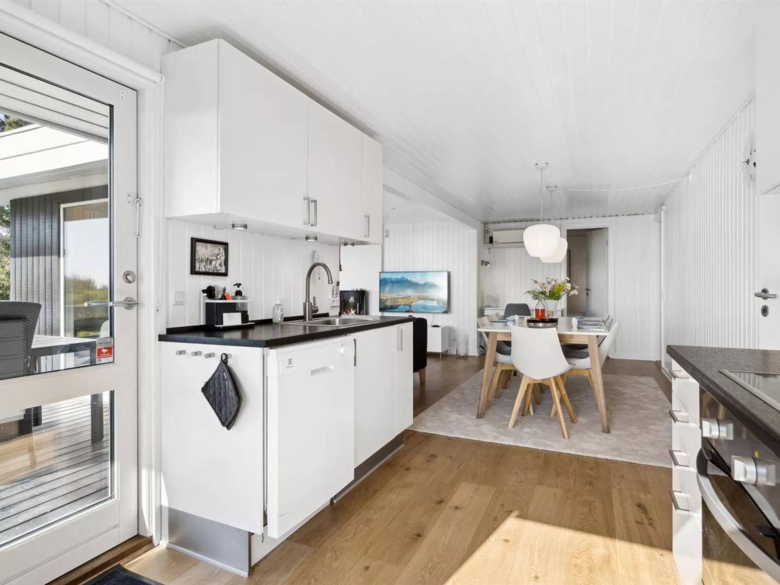 "Gerwin" - 150m from the sea-Dedans