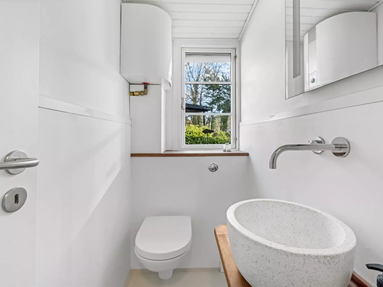 "Synnöve" - 350m from the sea-Inside