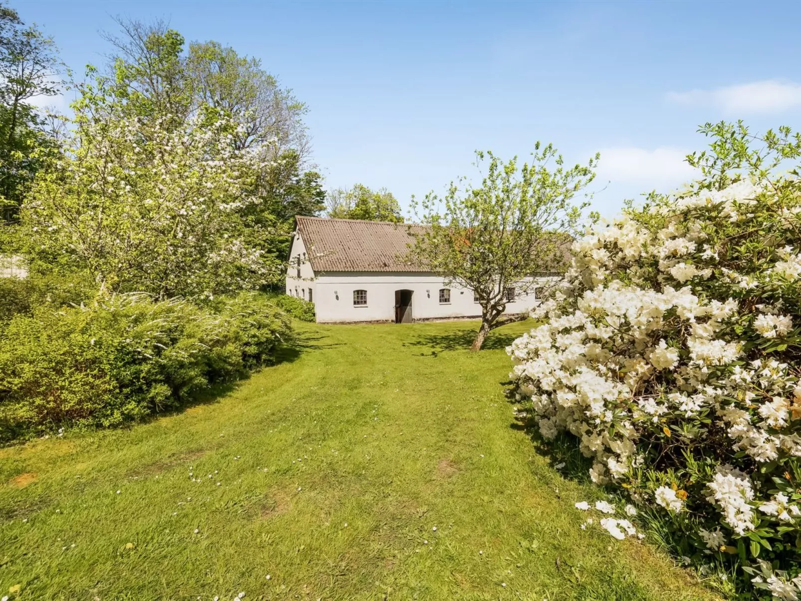 "Ejnarine" - 600m to the fjord-Draußen