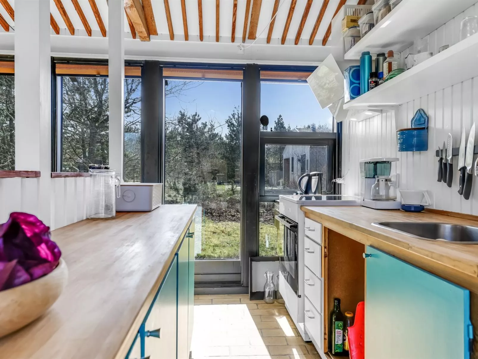 "Amarie" - 1km from the sea-Inside