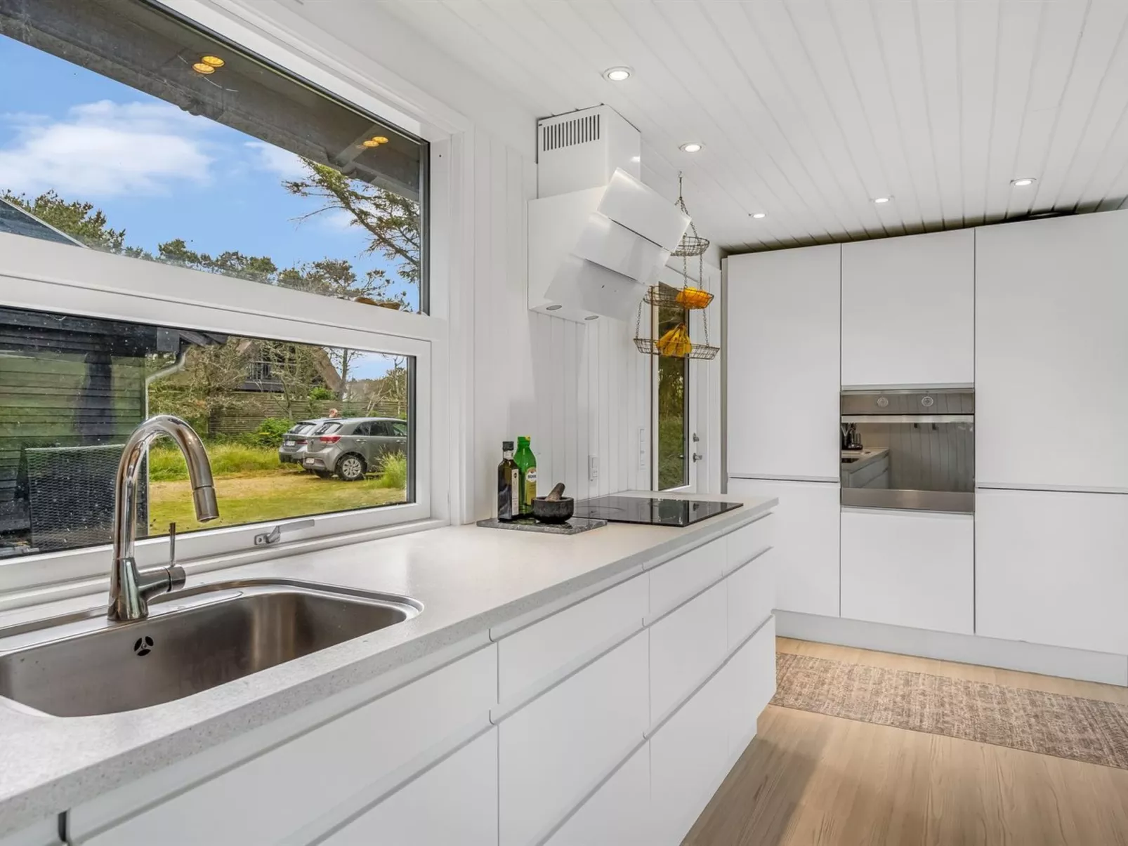 "Mintha" - 400m from the sea-Drinnen