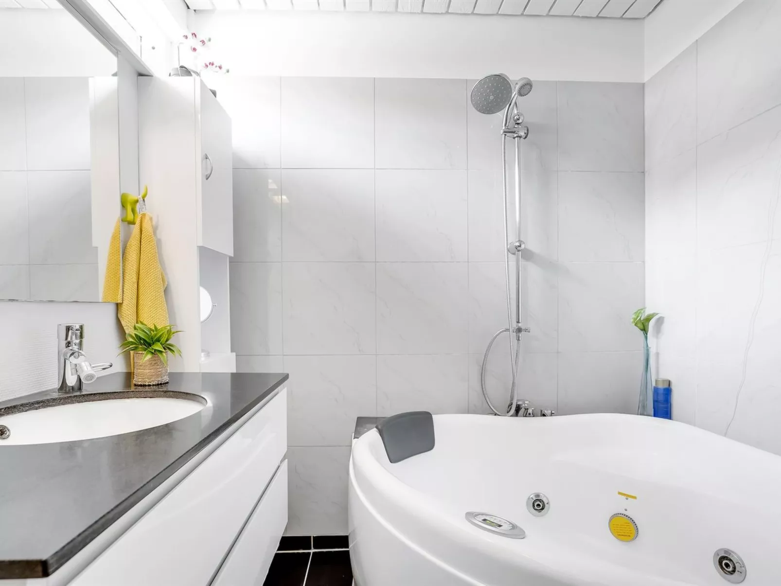 "Duende" - 200m from the sea-Inside