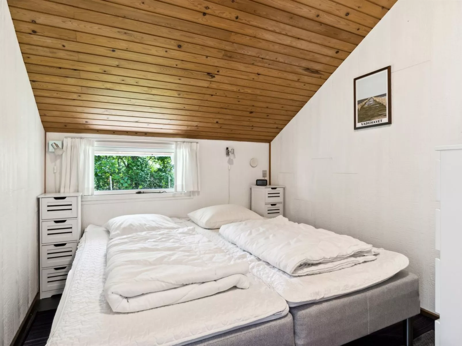 "Hereth" - 30km from the sea-Inside