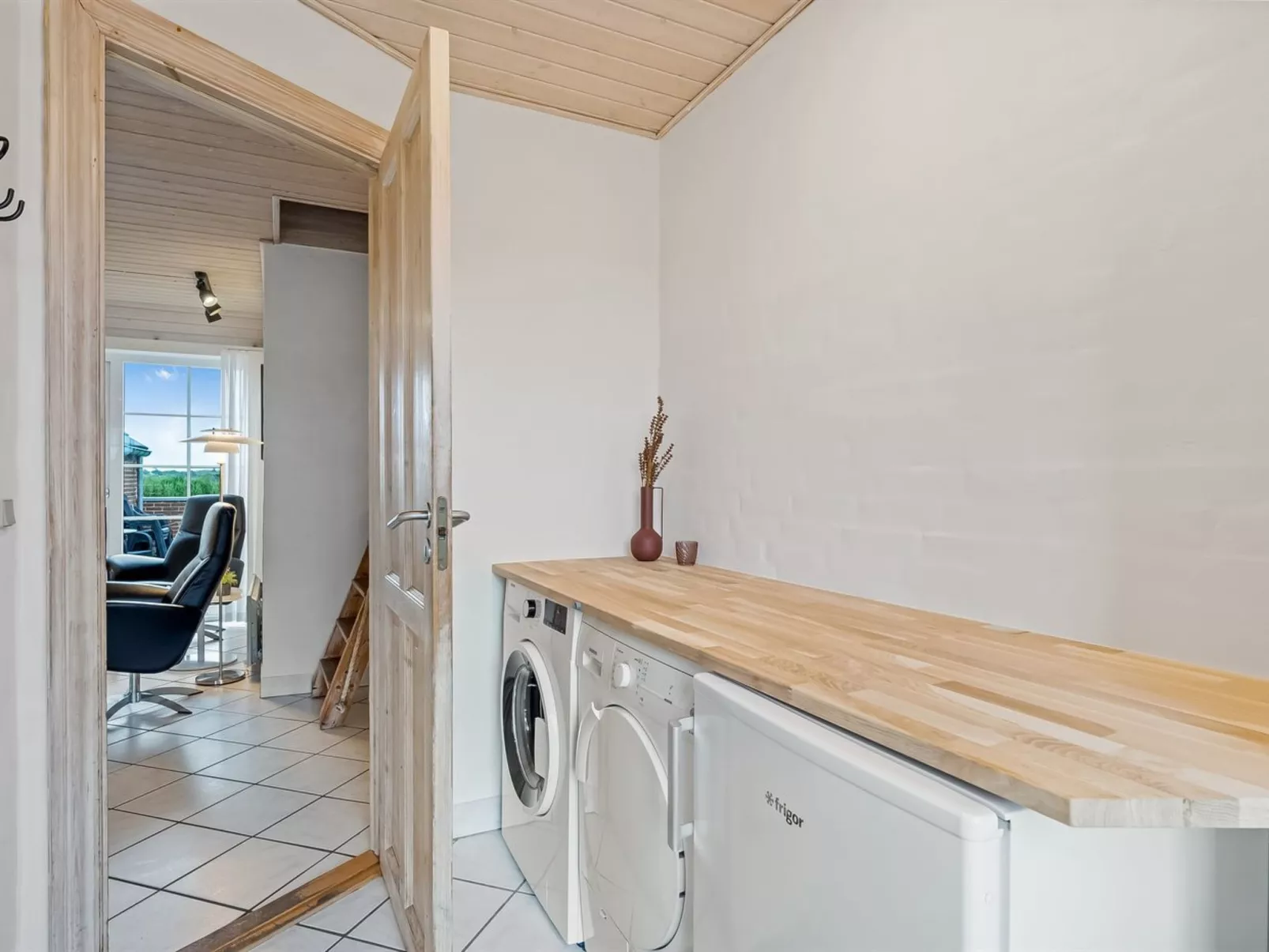 "Botmar" - 1.5km from the sea-Dedans