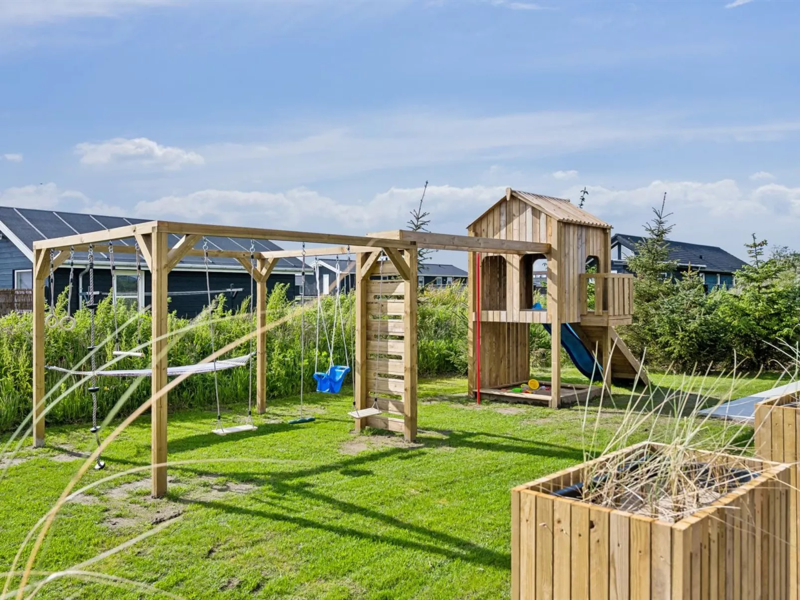 "Lyder" - 400m from the sea-Outside