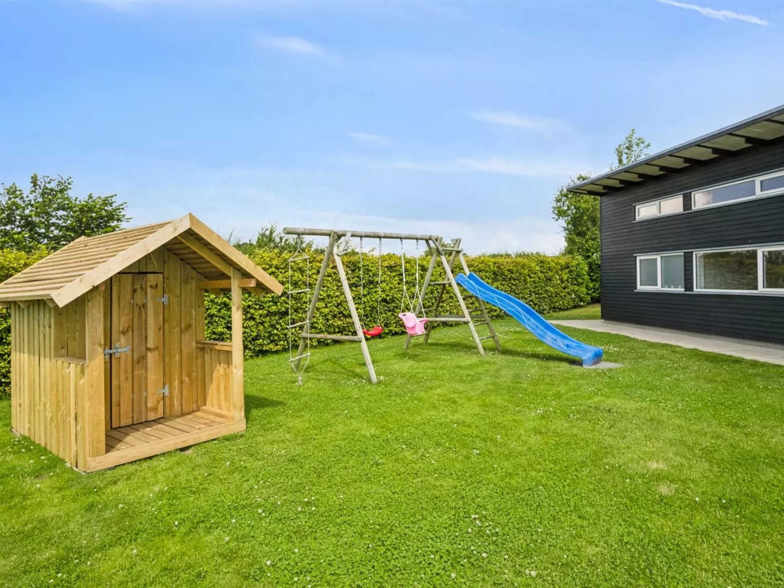 "Gloria" - 500m from the sea-Outside