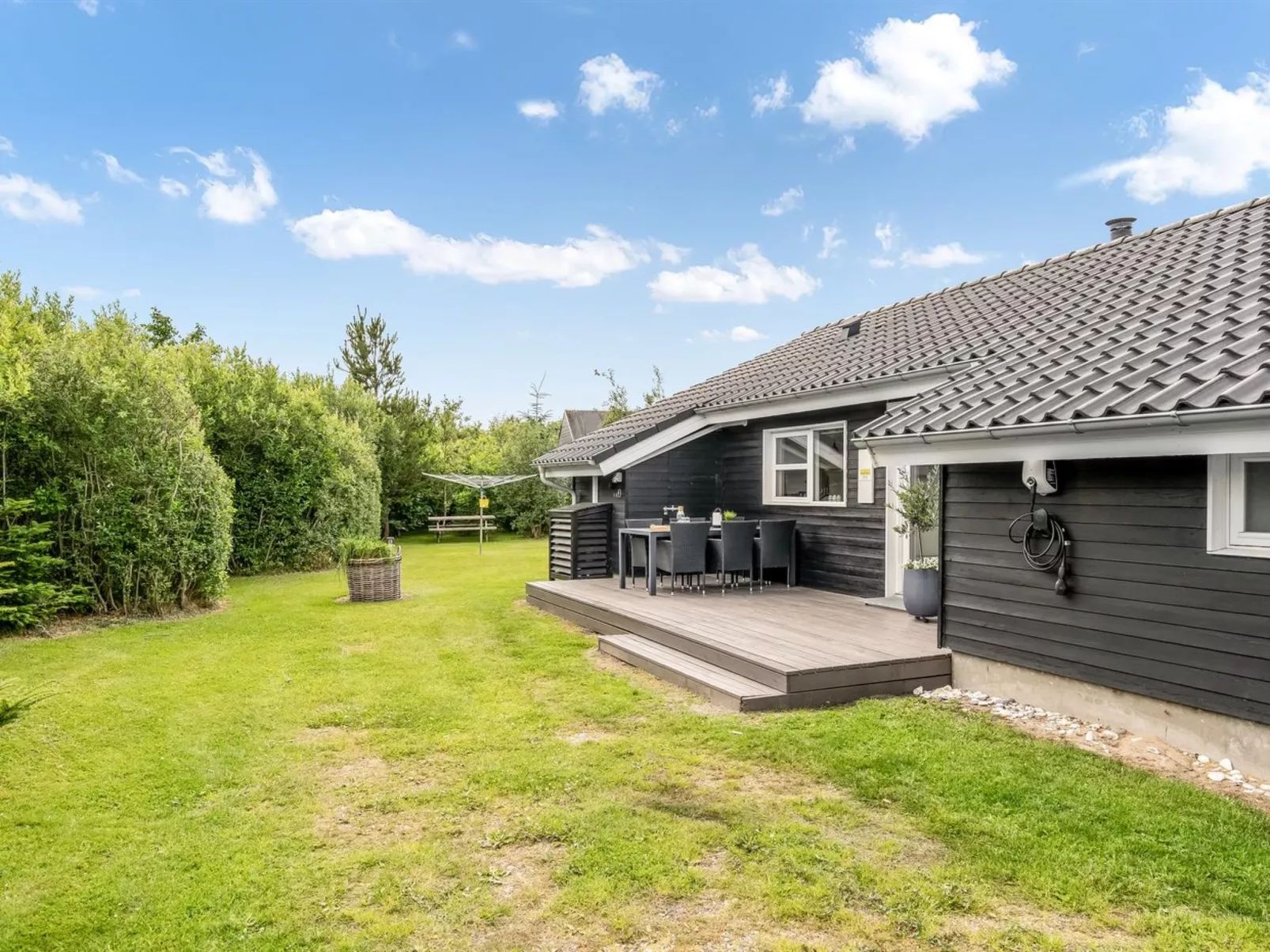 "Lissi" - 3.5km from the sea-Outside