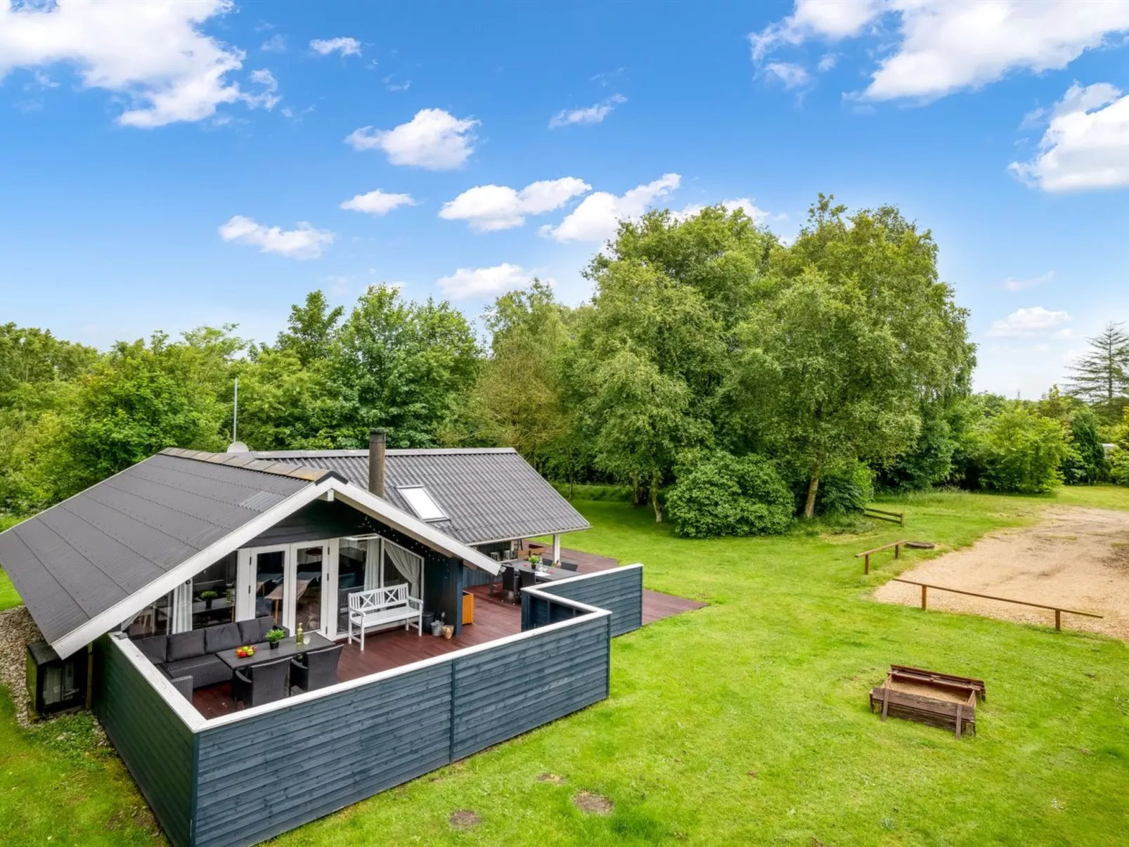 "Giselle" - 10km from the sea-Draußen