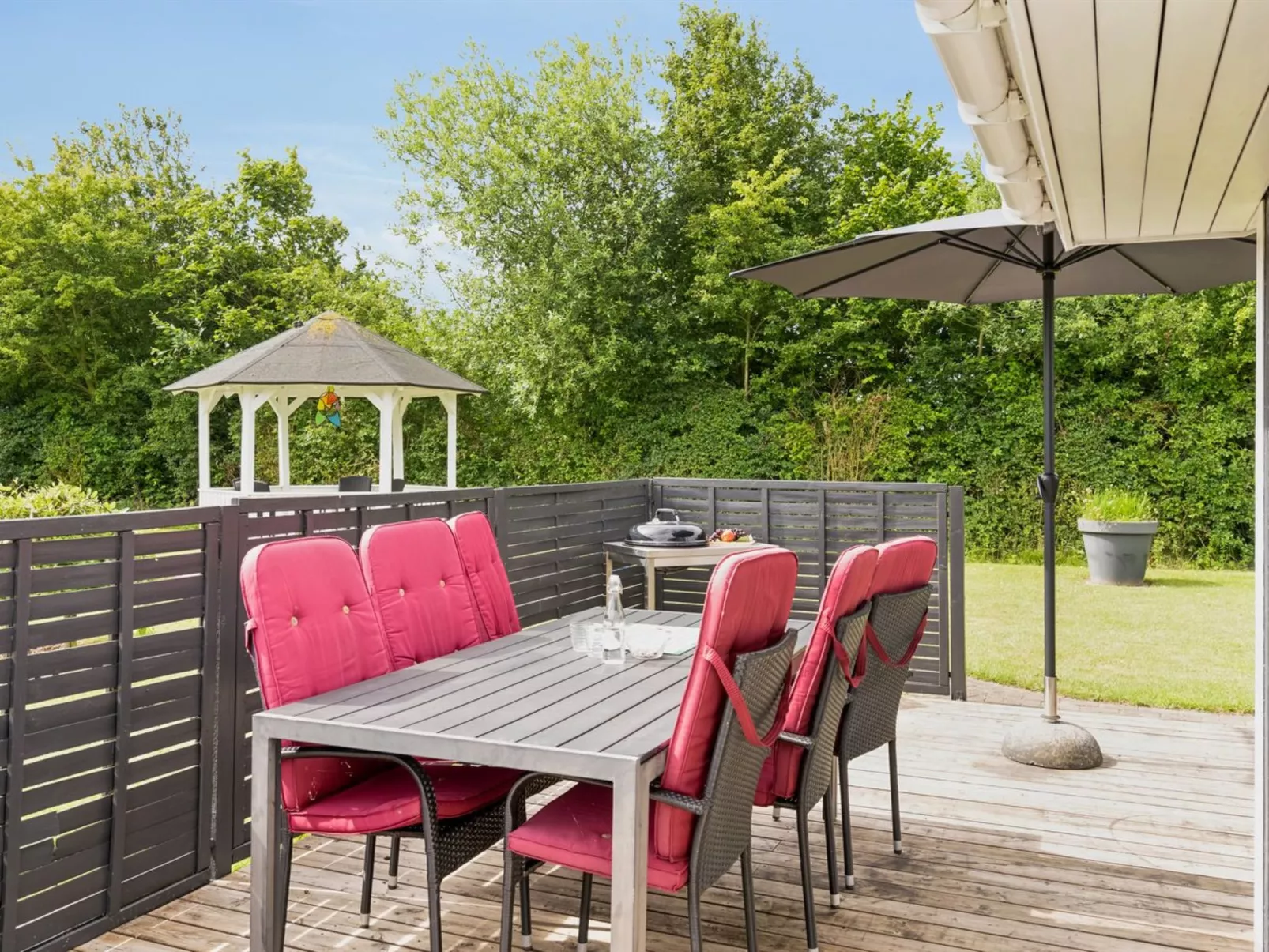 "Tayana" - 700m from the sea-Outside