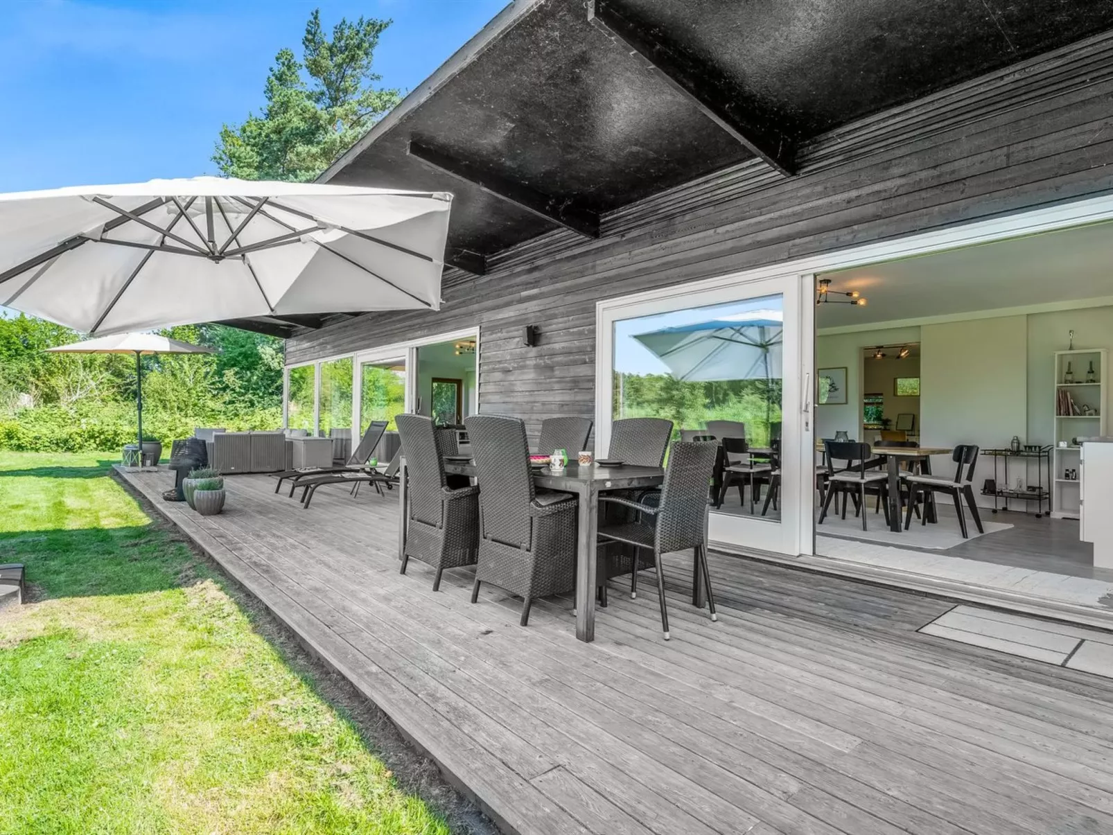 "Nielsigne" - 1.3km from the sea-Draußen