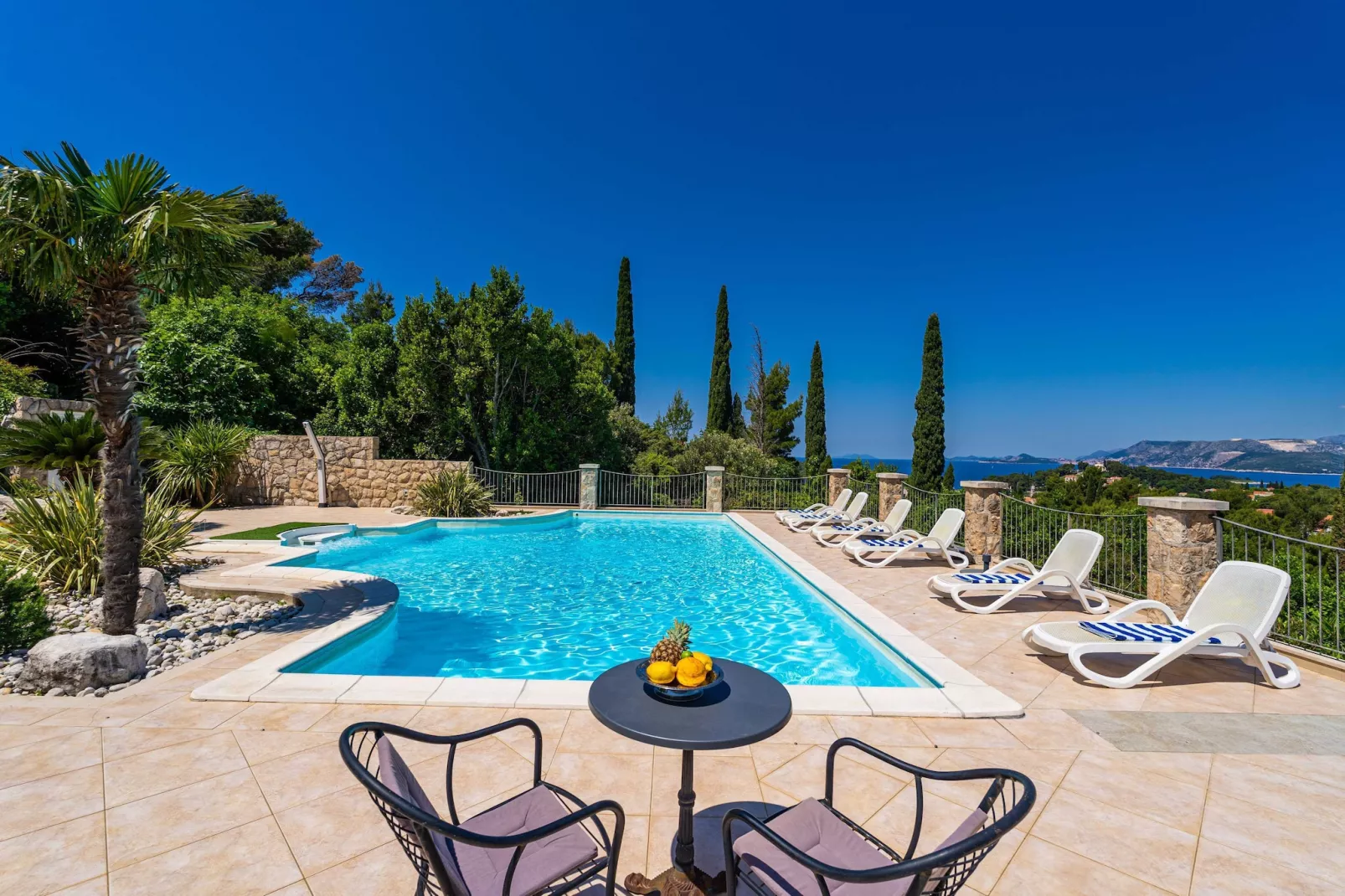Villa Alegria Cavtat - Comfort Two Bedroom Apartment with Sea View (Apartment C)-Swimming pool