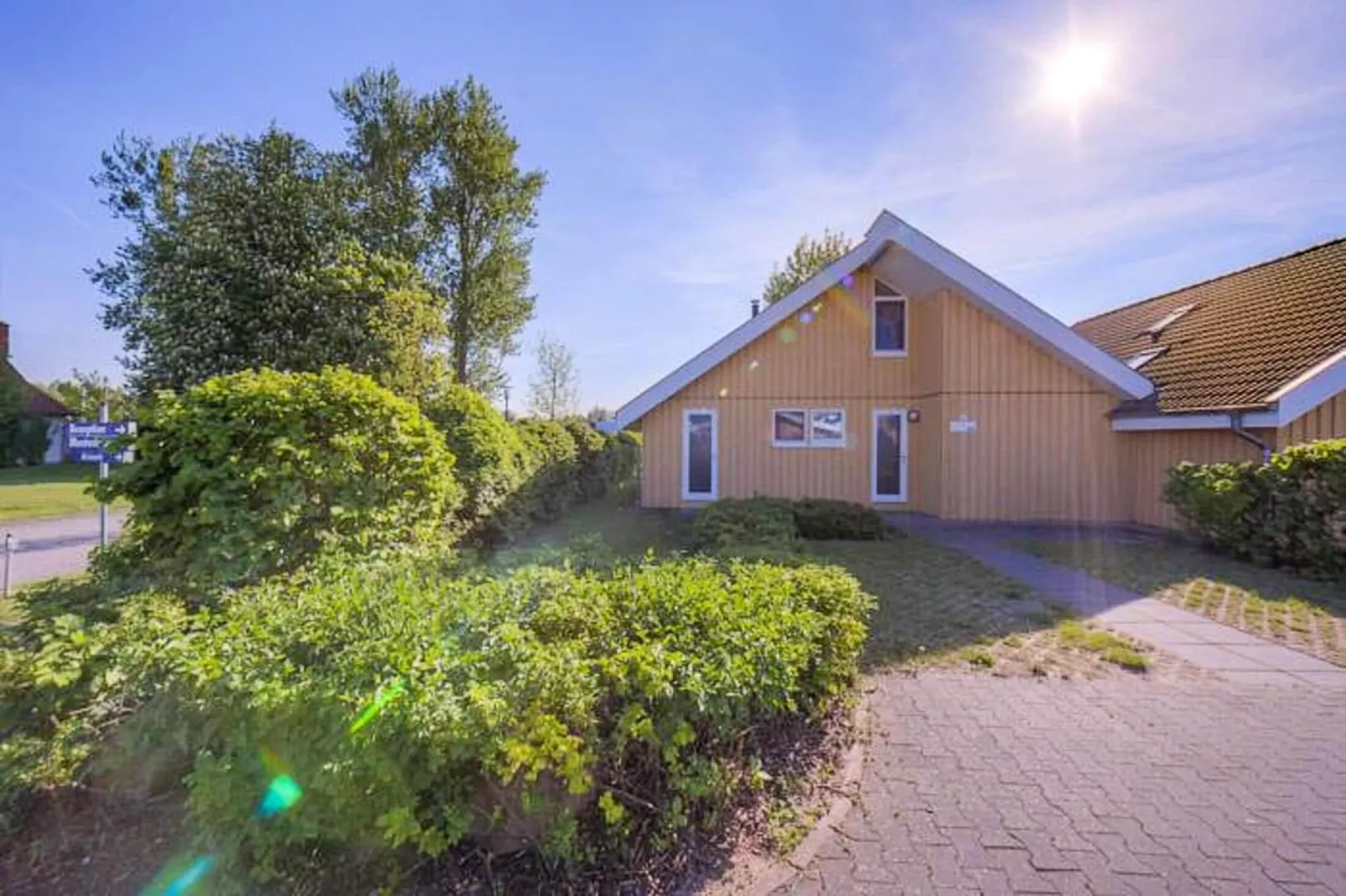 Ferienhaus Seeschwalbe-Classic 90 qm 43-Außenbereich Sommer