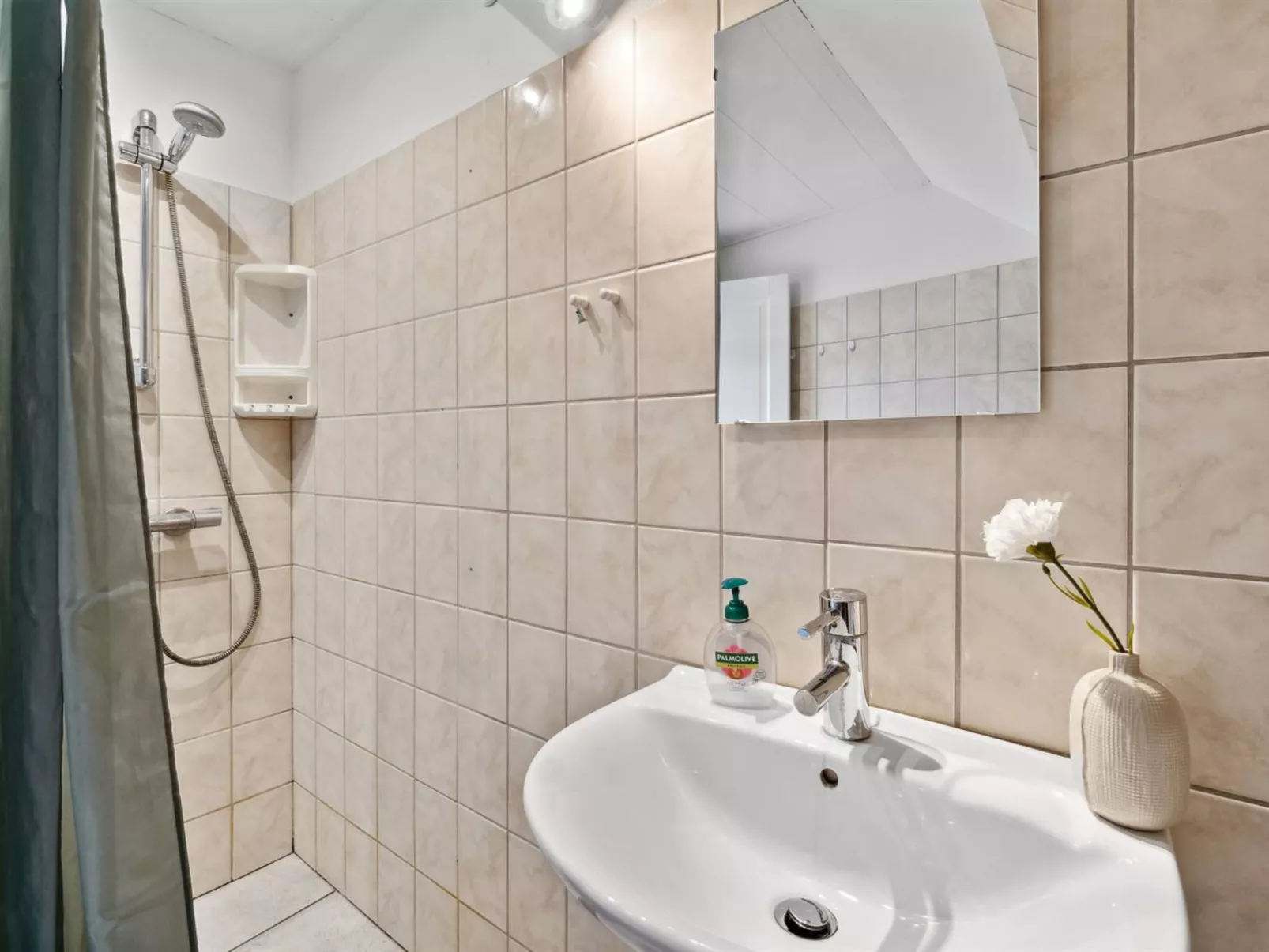 "Sverkel" - 100m from the sea-Inside