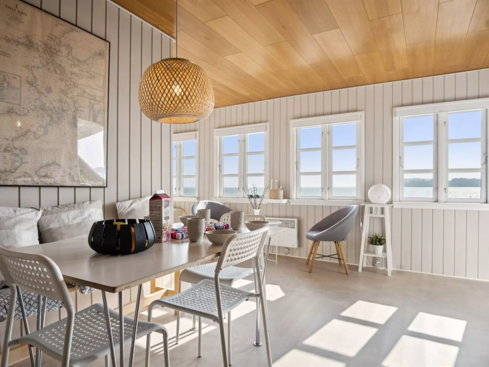 "Drifa" - 20m from the sea-Drinnen