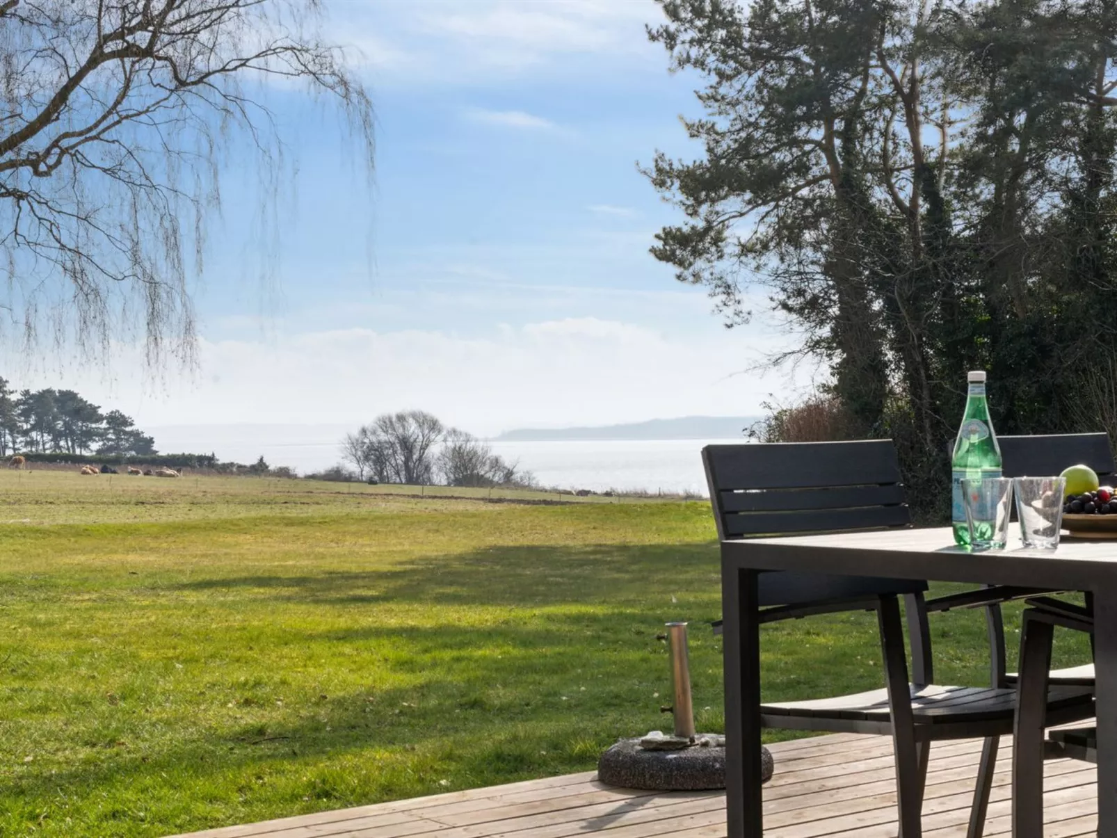 "Salka" - 200m to the fjord-Draußen